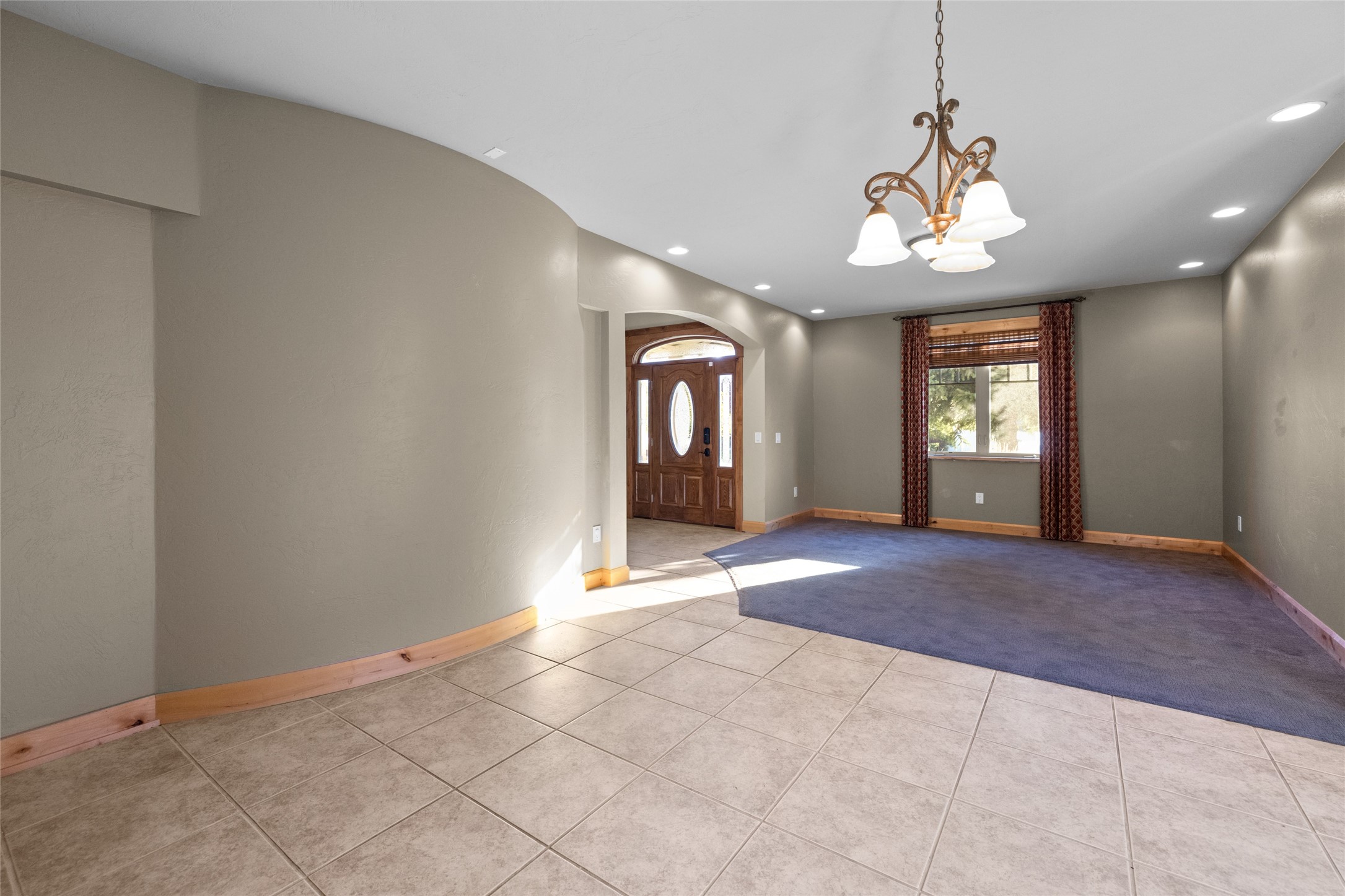 33 Glacier Circle Property Photo 10