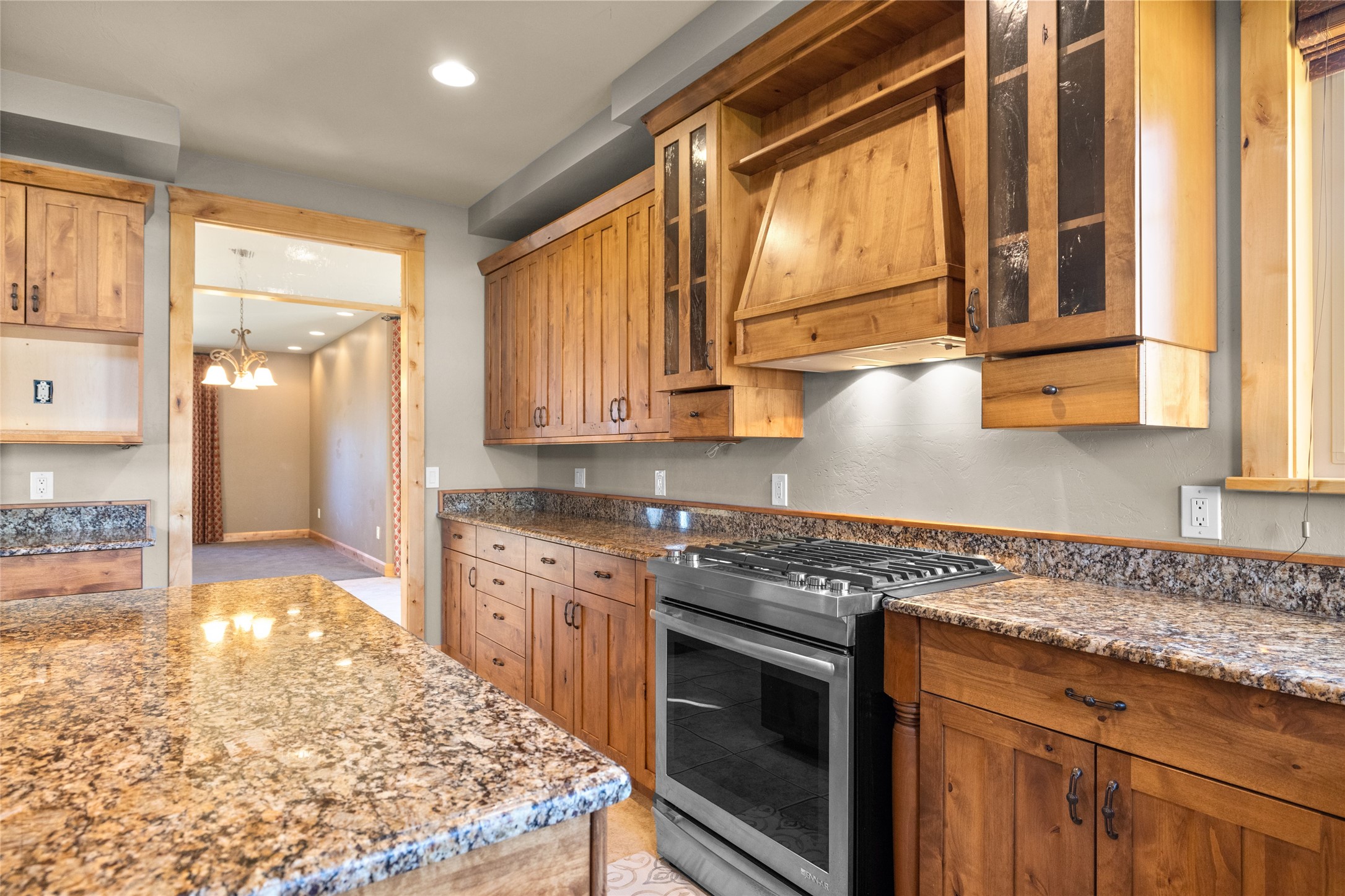 33 Glacier Circle Property Photo 18