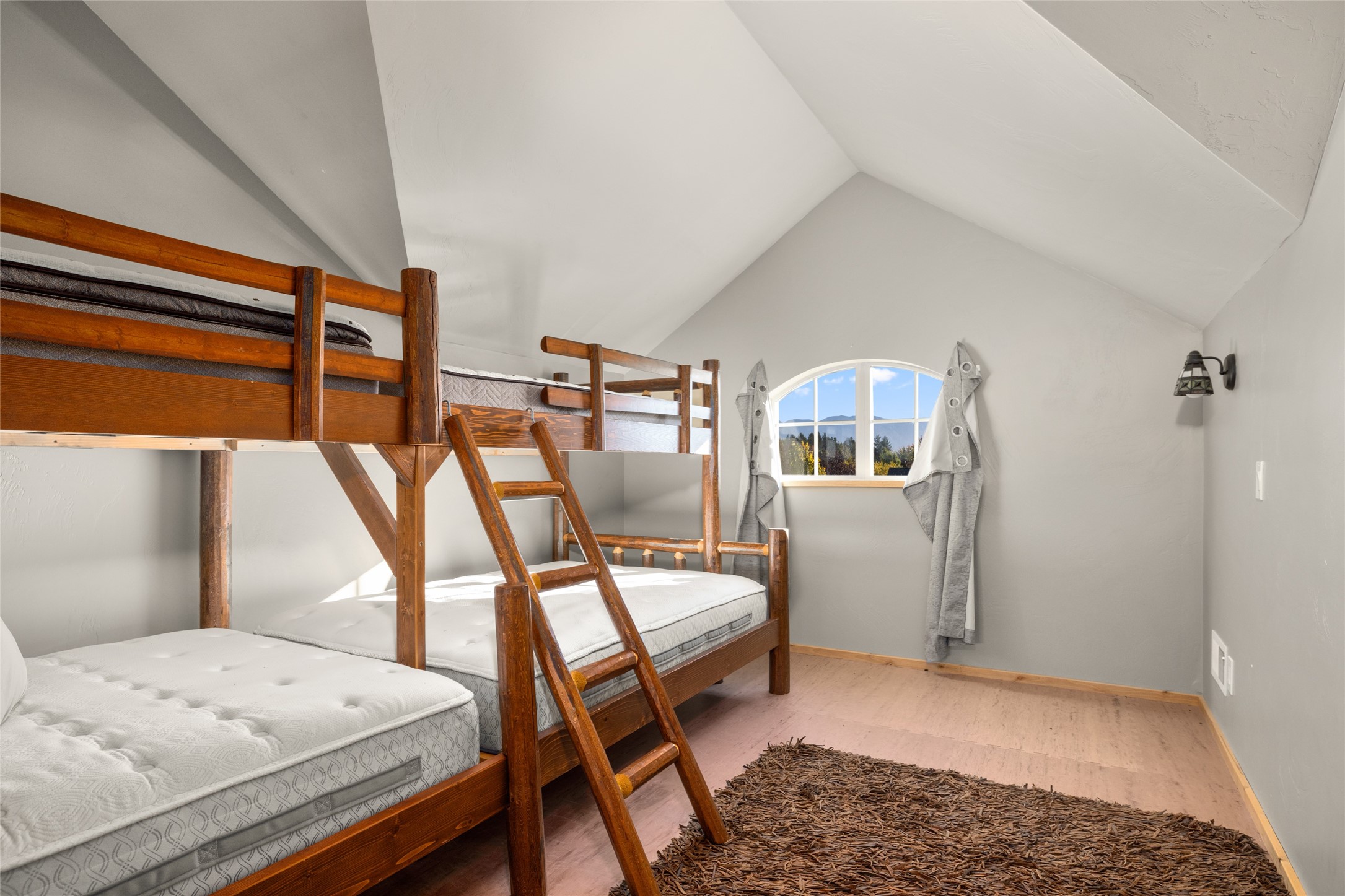 33 Glacier Circle Property Photo 38