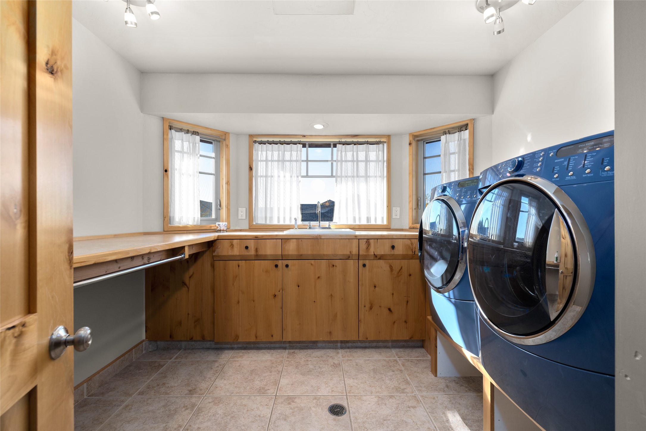 33 Glacier Circle Property Photo 43