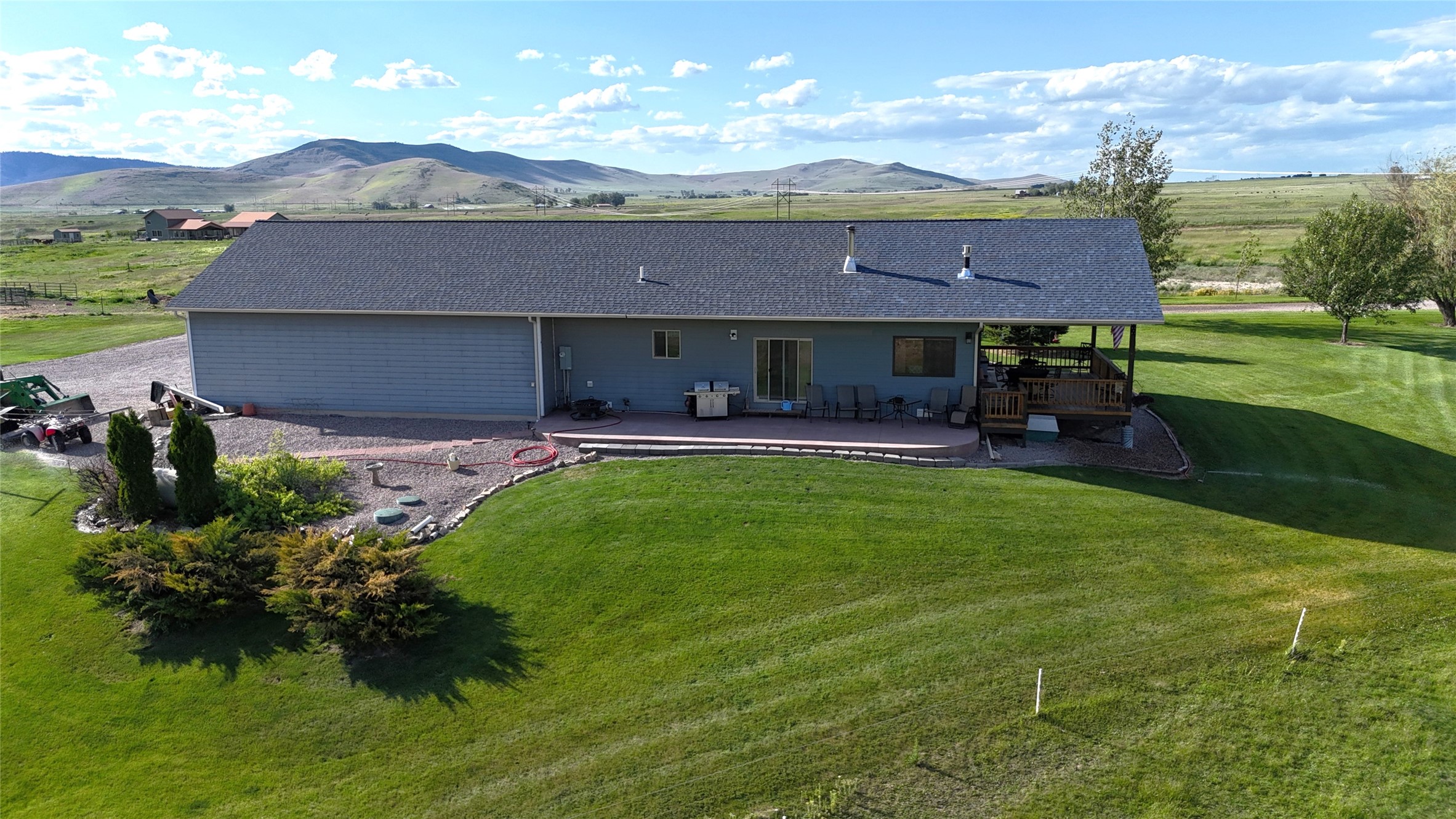 58410 Crow Dam Road Property Photo 3