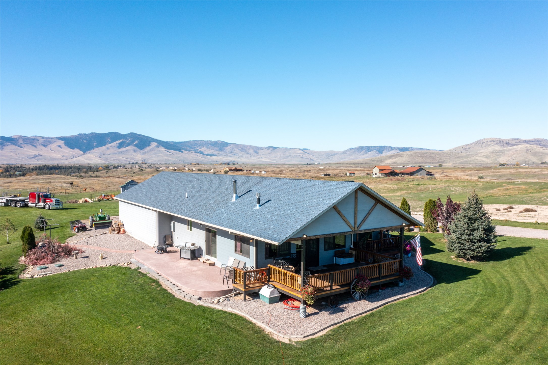 58410 Crow Dam Road Property Photo 4