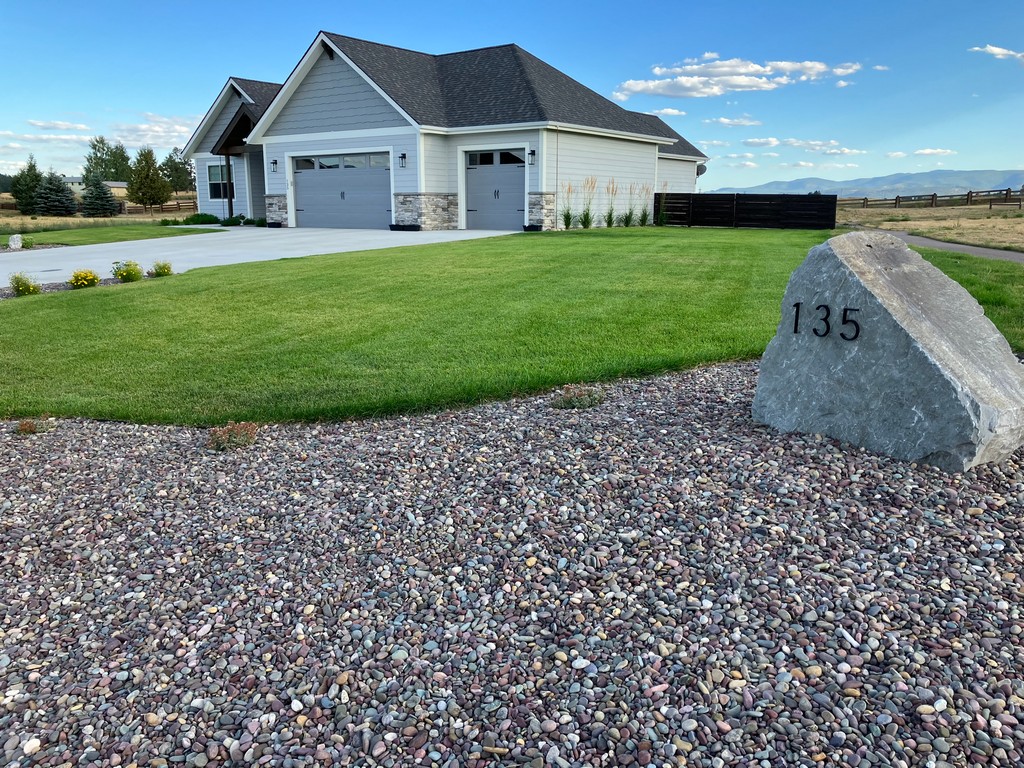 135 W Monture Court Property Photo 1