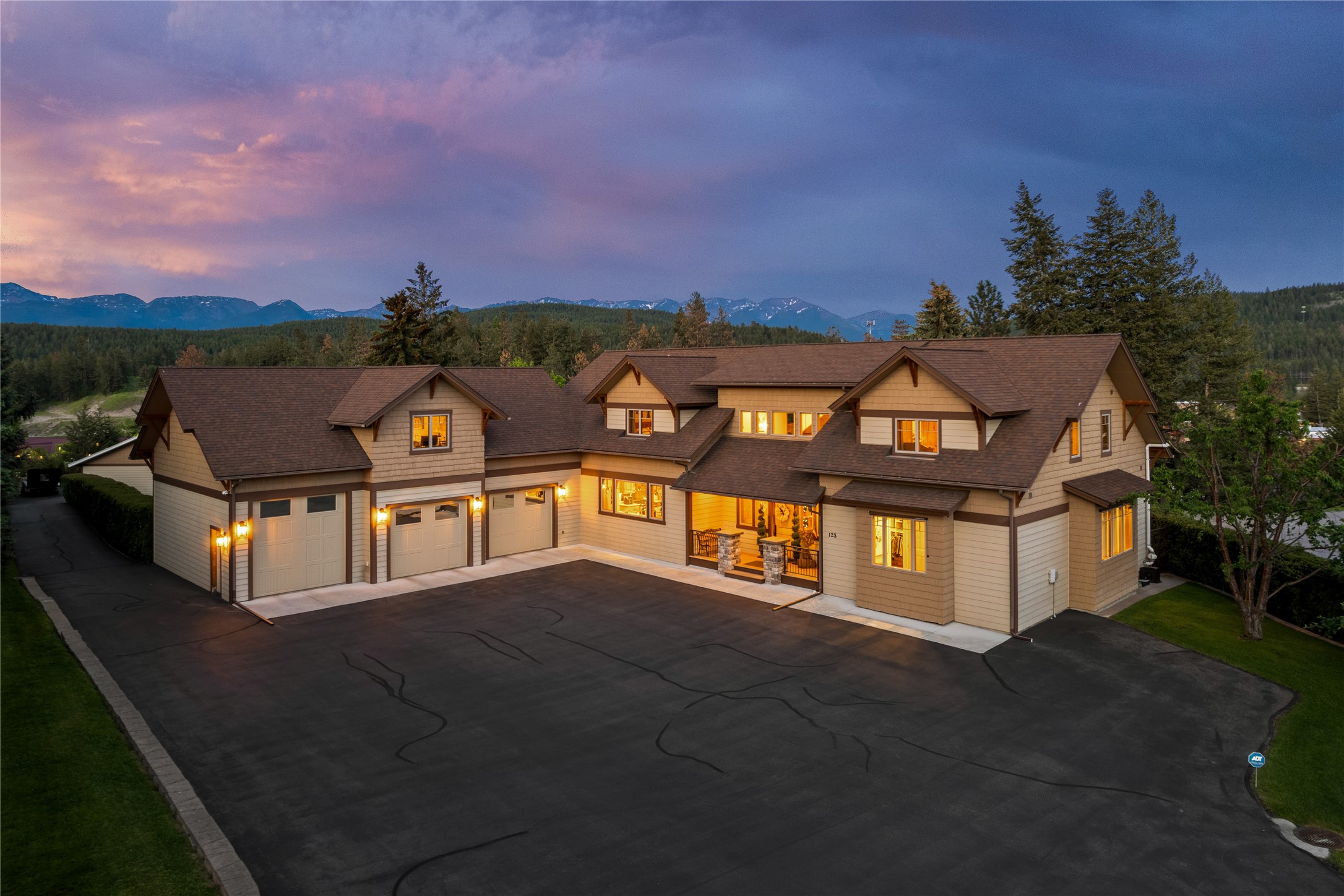 125 S Crestview Terrace Property Photo 2