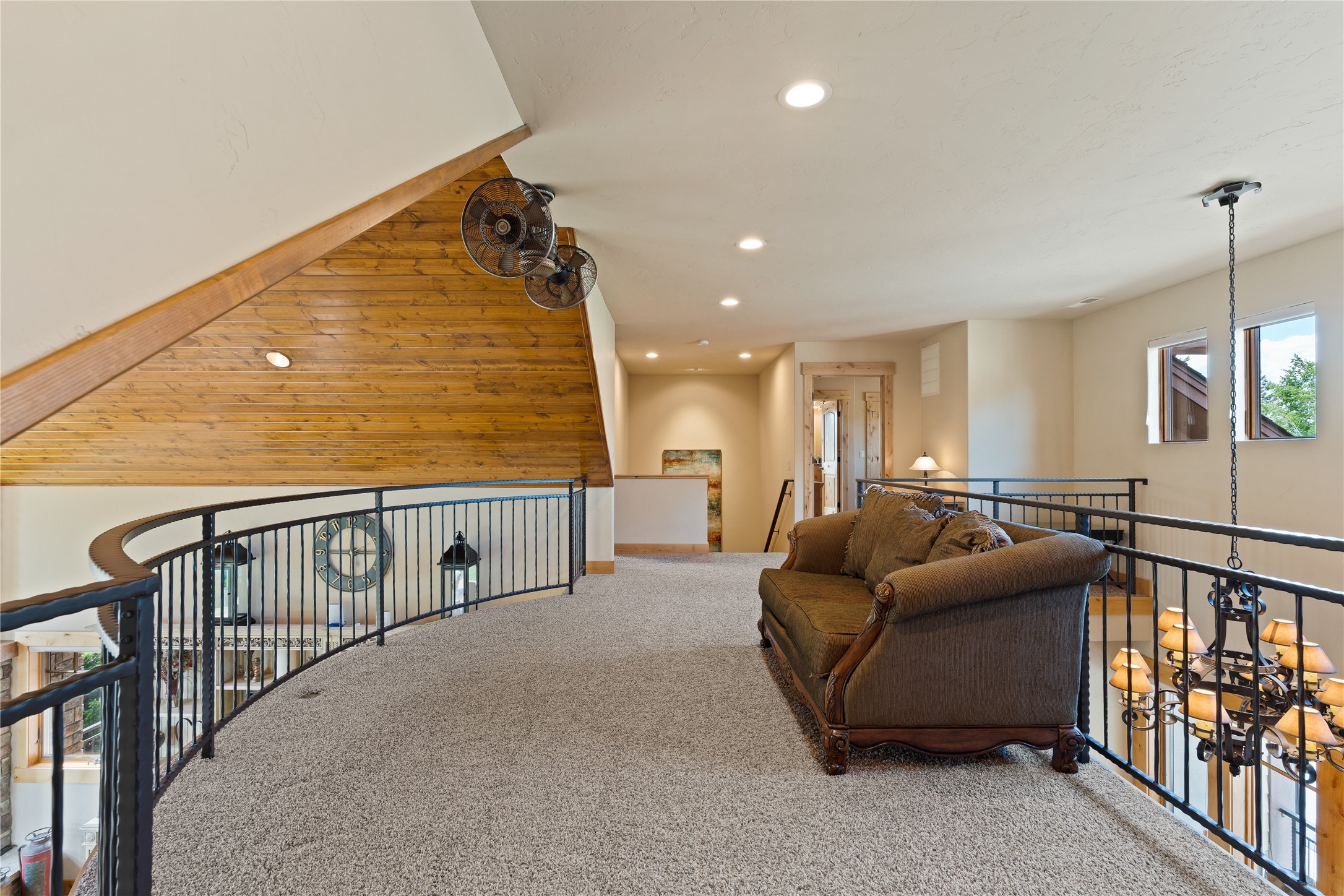 125 S Crestview Terrace Property Photo 43