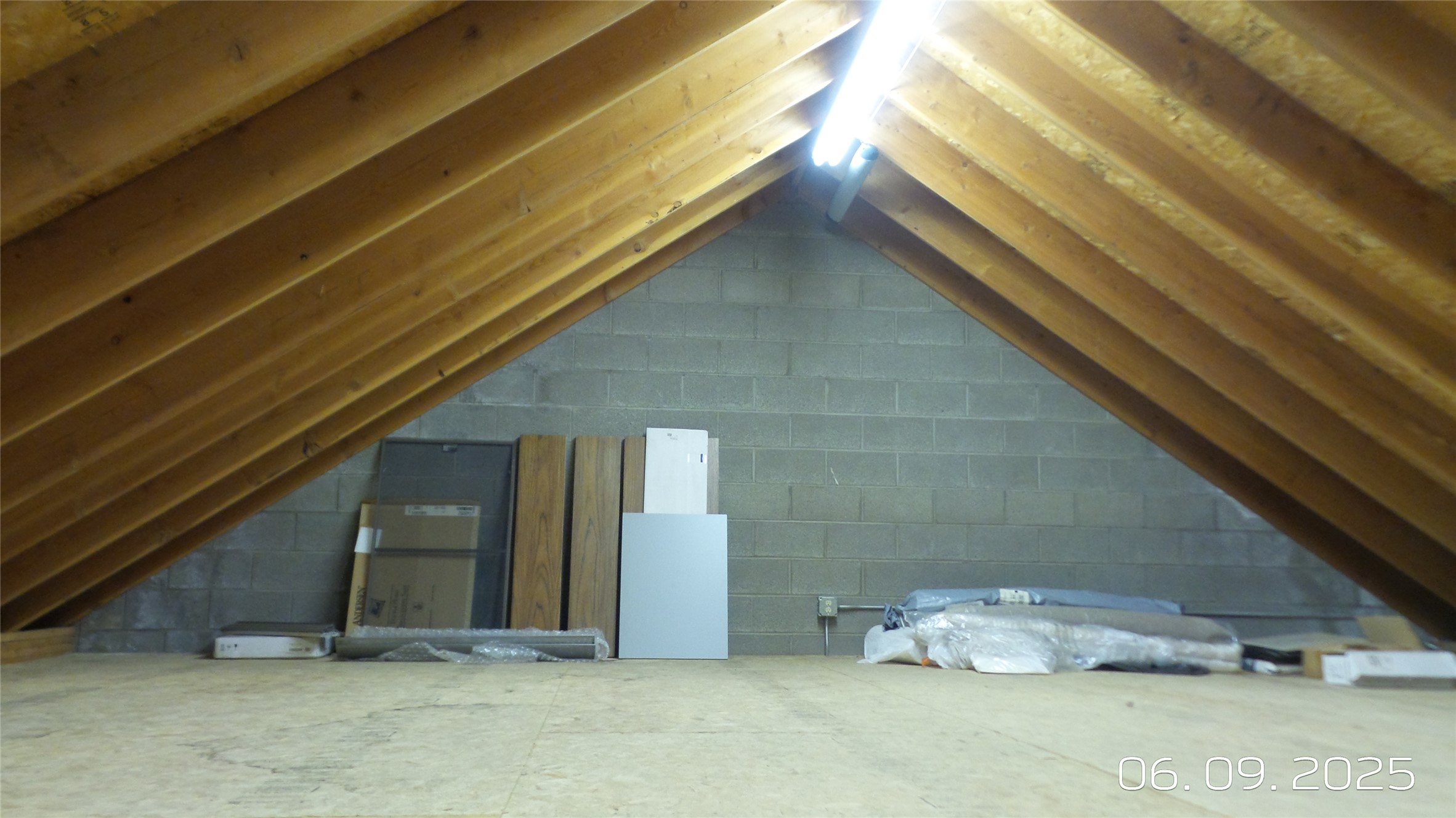 223 3rd Avenue N Property Photo 73