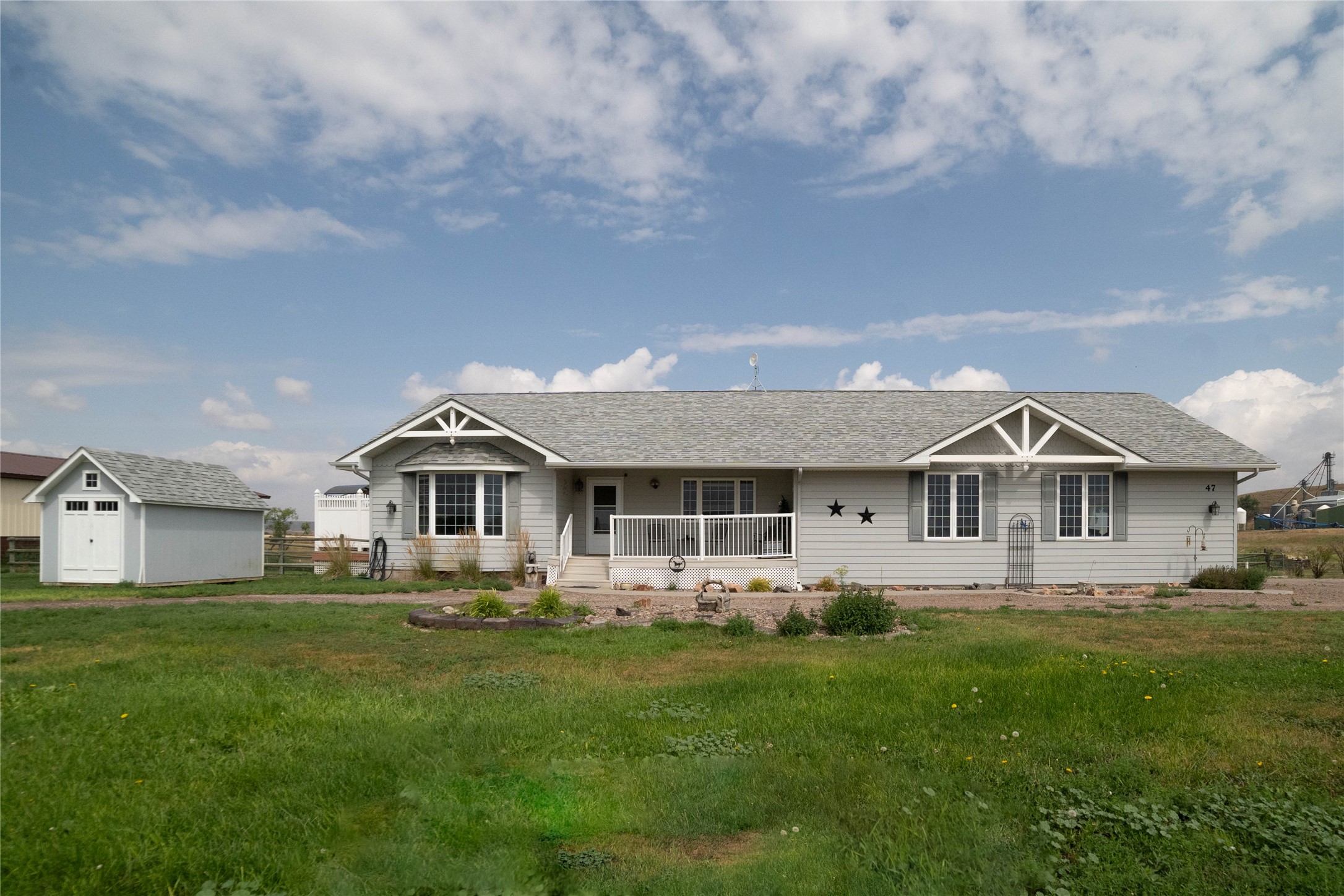 47 Caragana Drive Property Photo 4