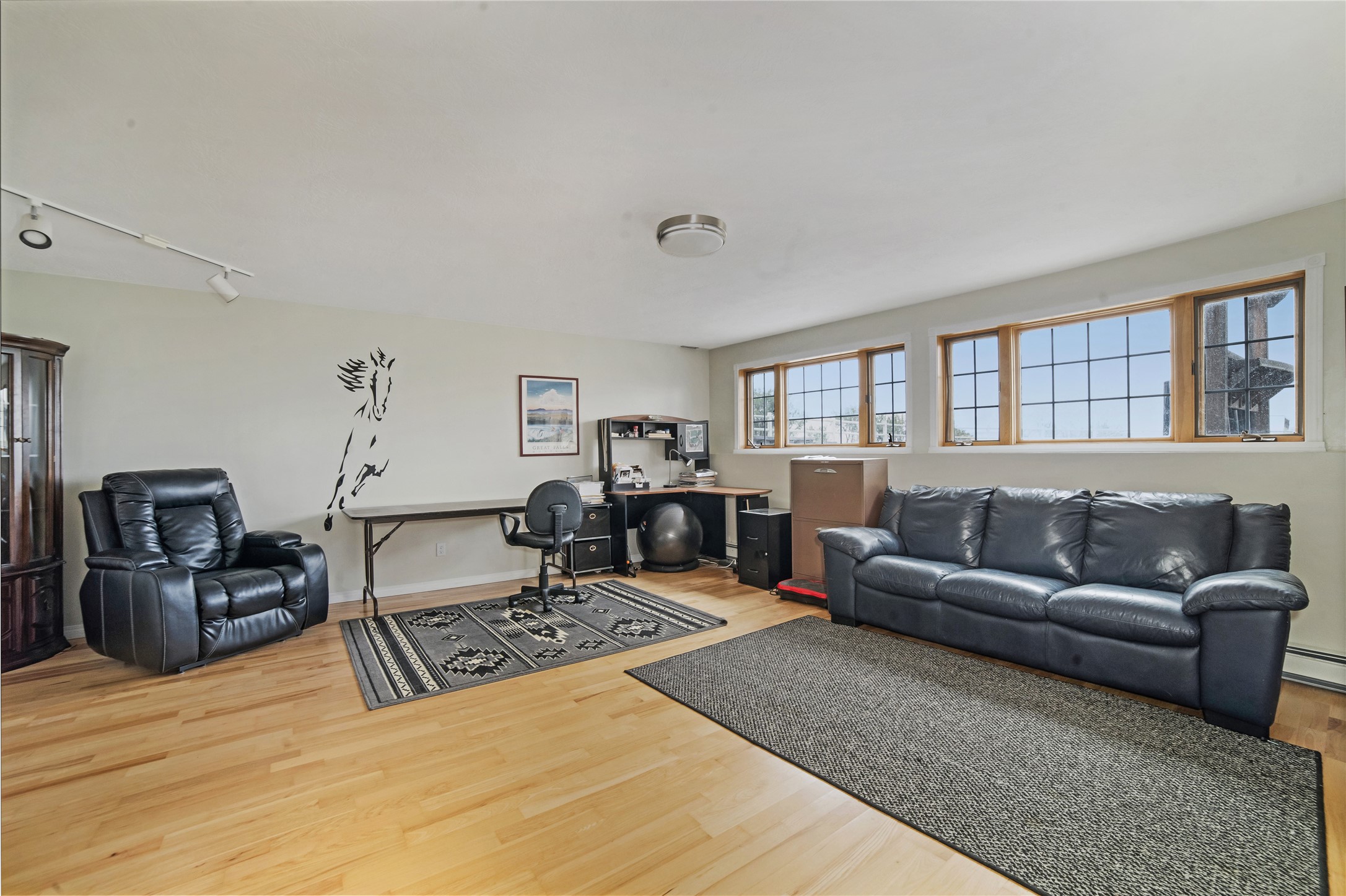 47 Caragana Drive Property Photo 28