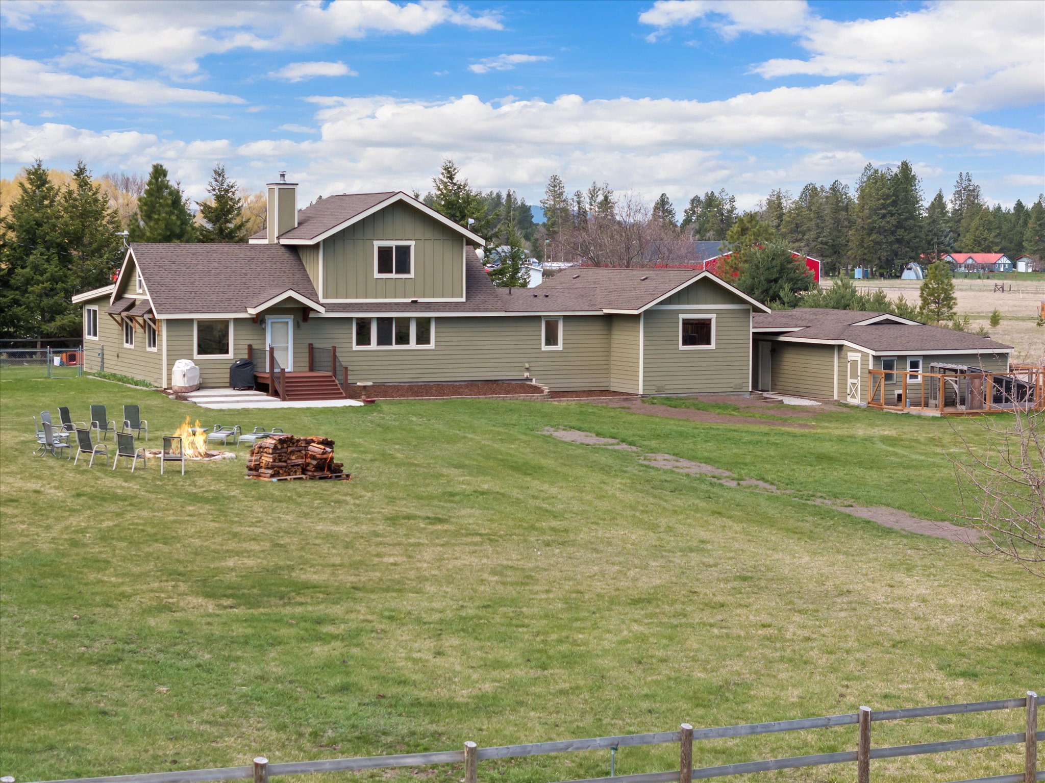 670 Homestake Trail Property Photo 2