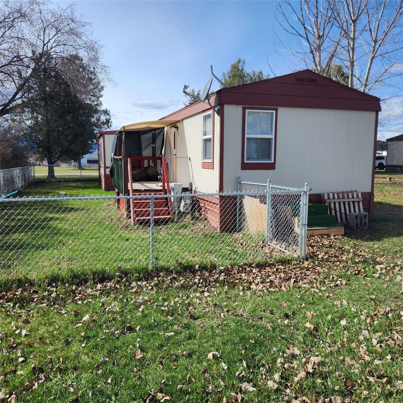 4612 Richlie Street Property Photo 5
