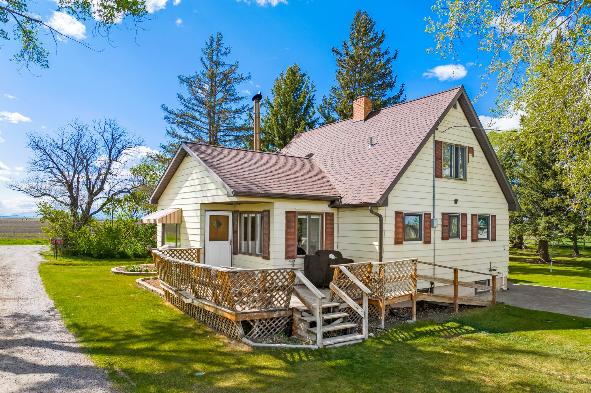 151 6th Lane Ne Property Photo