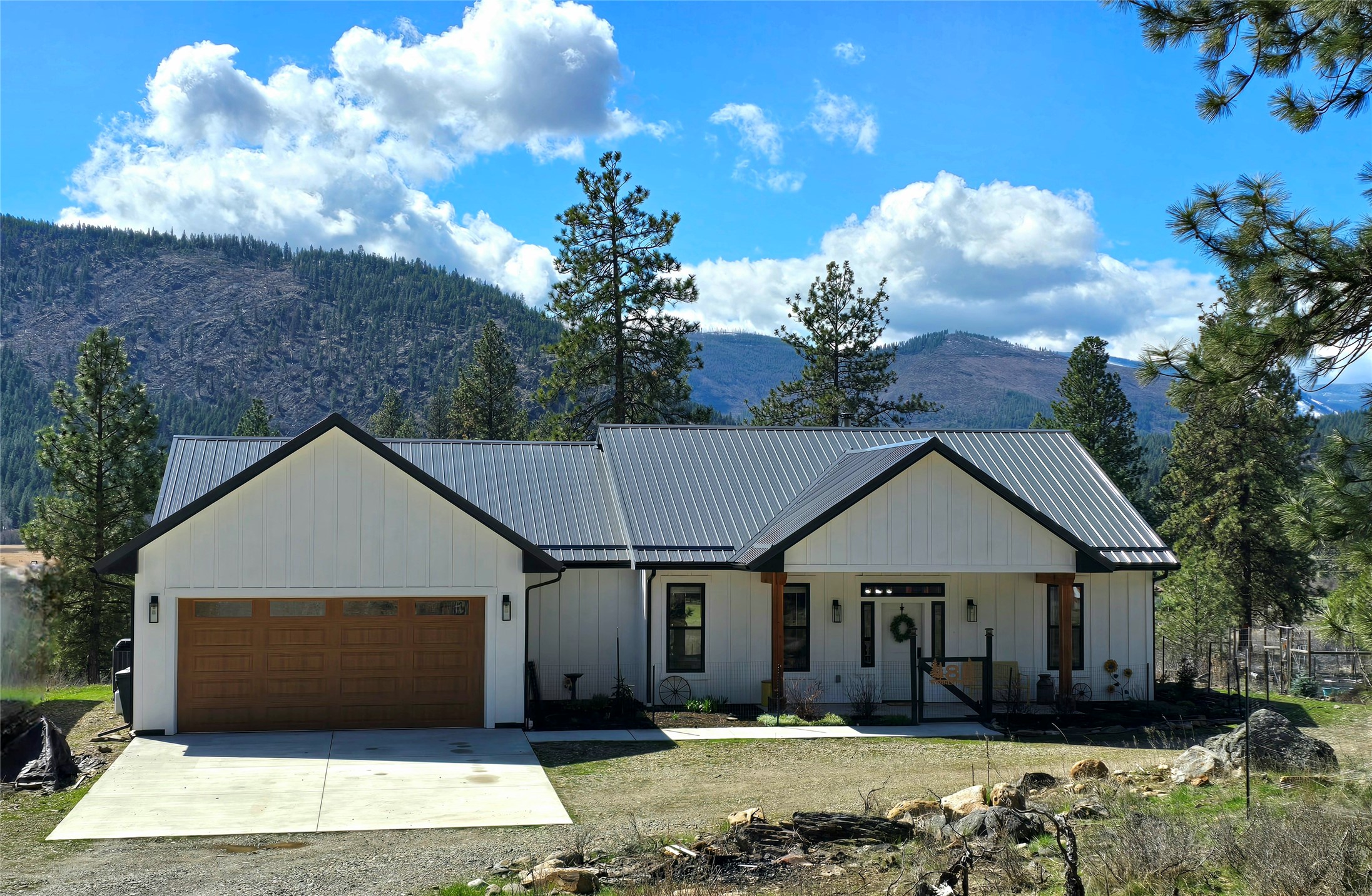 8 Warner Ranch Way Property Photo 1