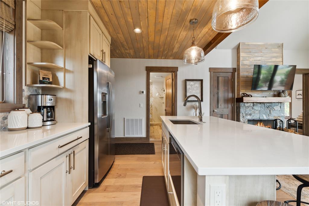 15 Haflinger Cottage Way Property Photo 4