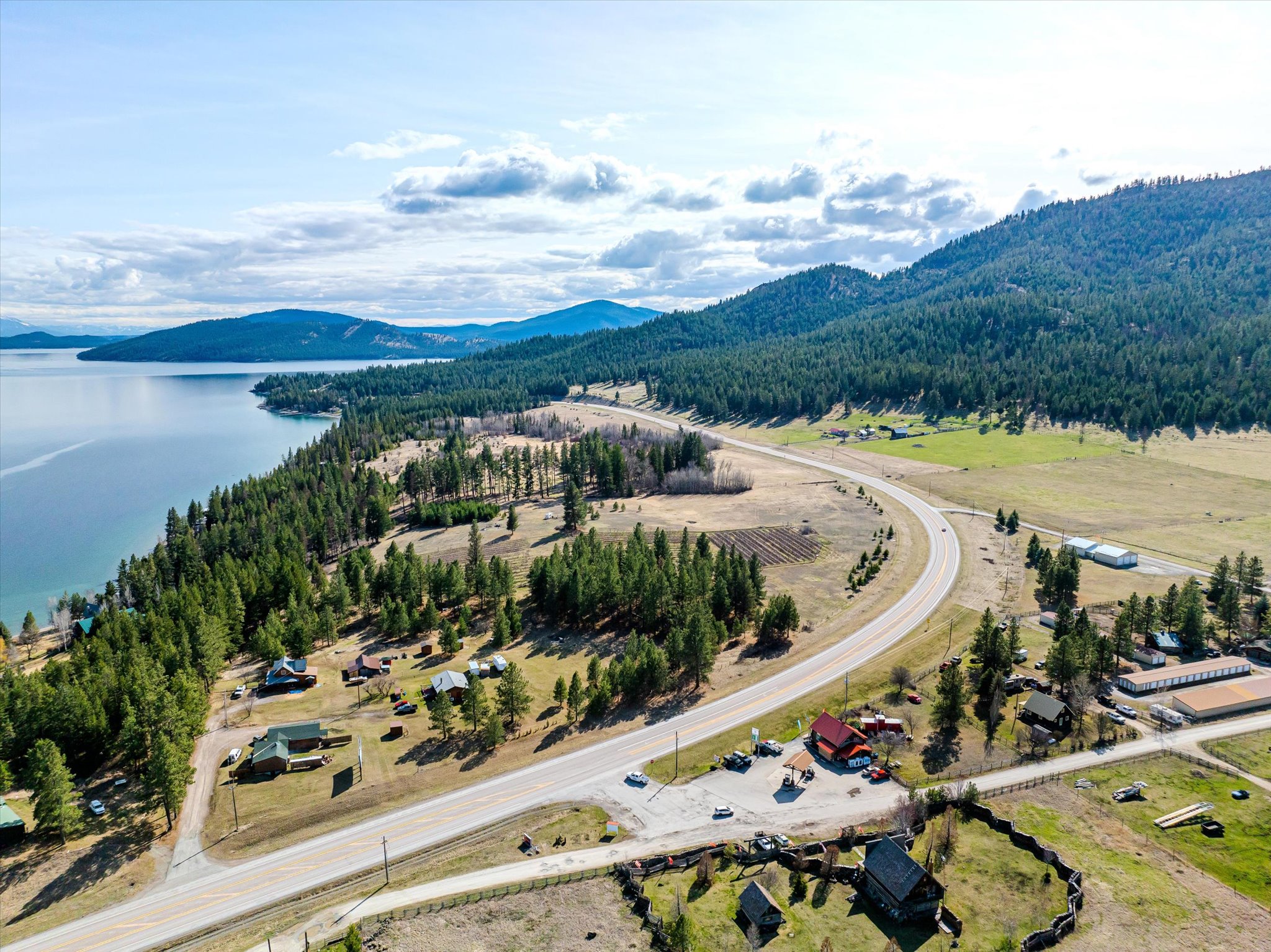 22571 Us Highway 93 Property Photo 13