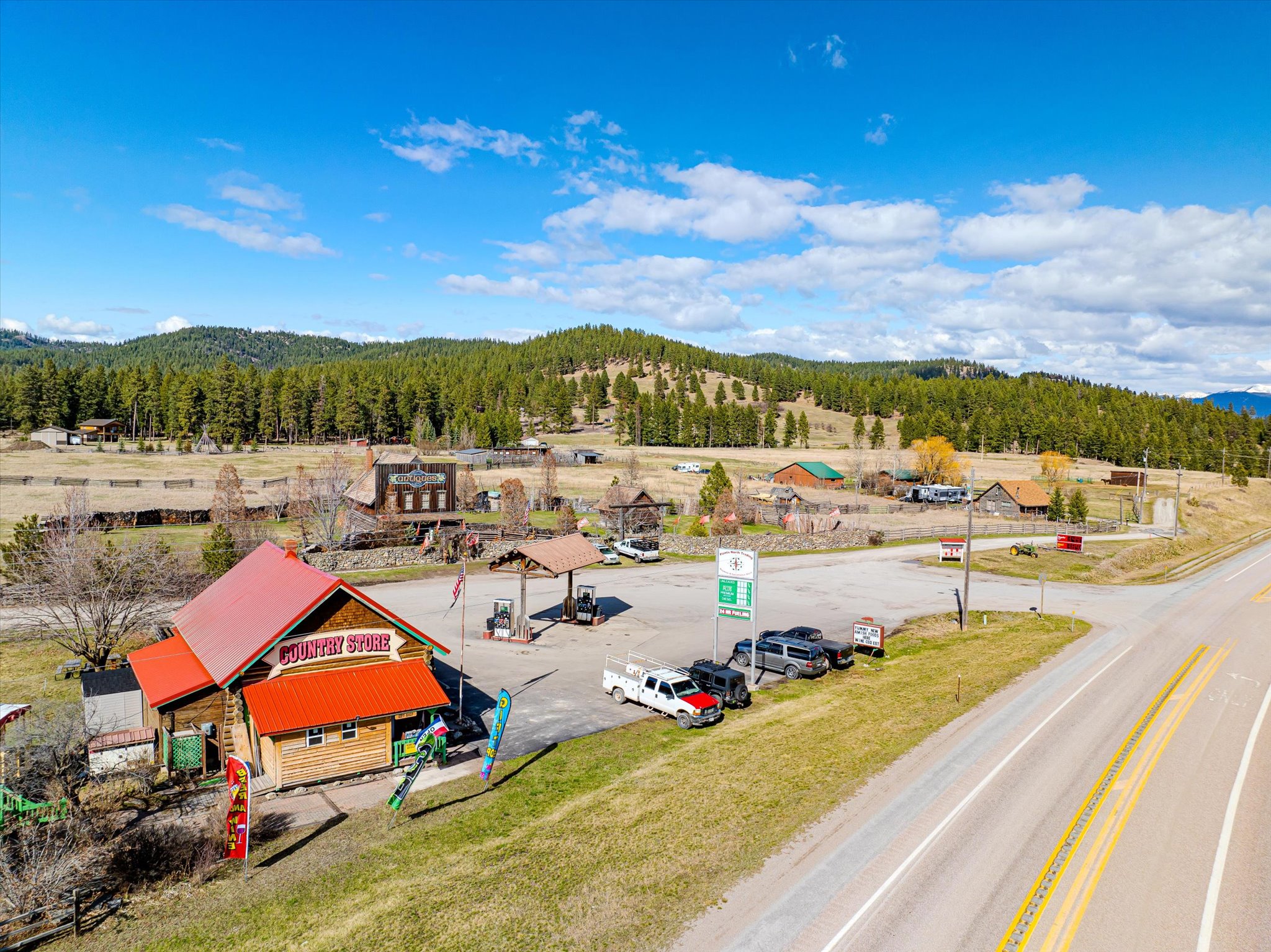 22571 Us Highway 93 Property Photo 43