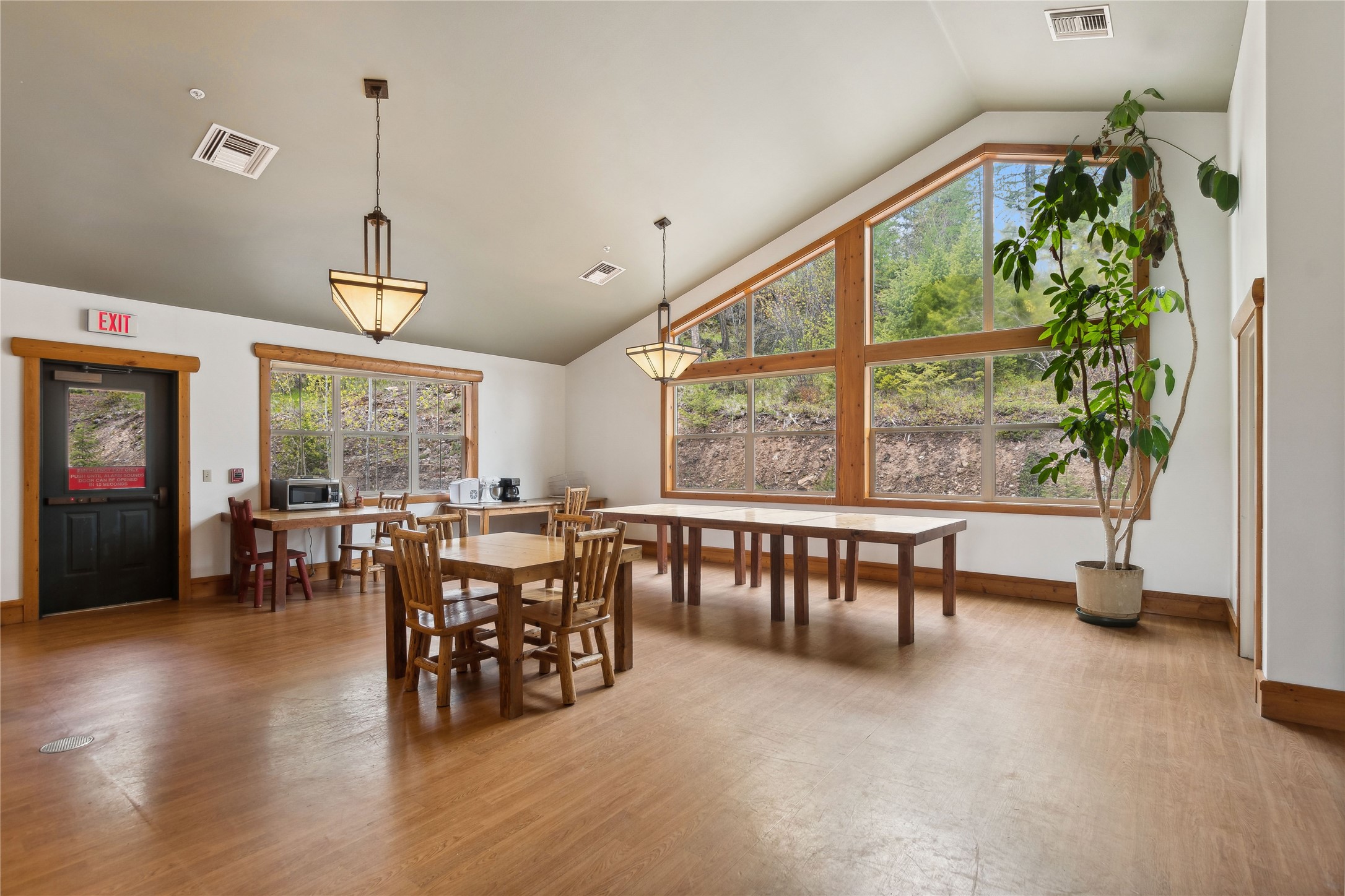 1605 Danielson Road Property Photo 54