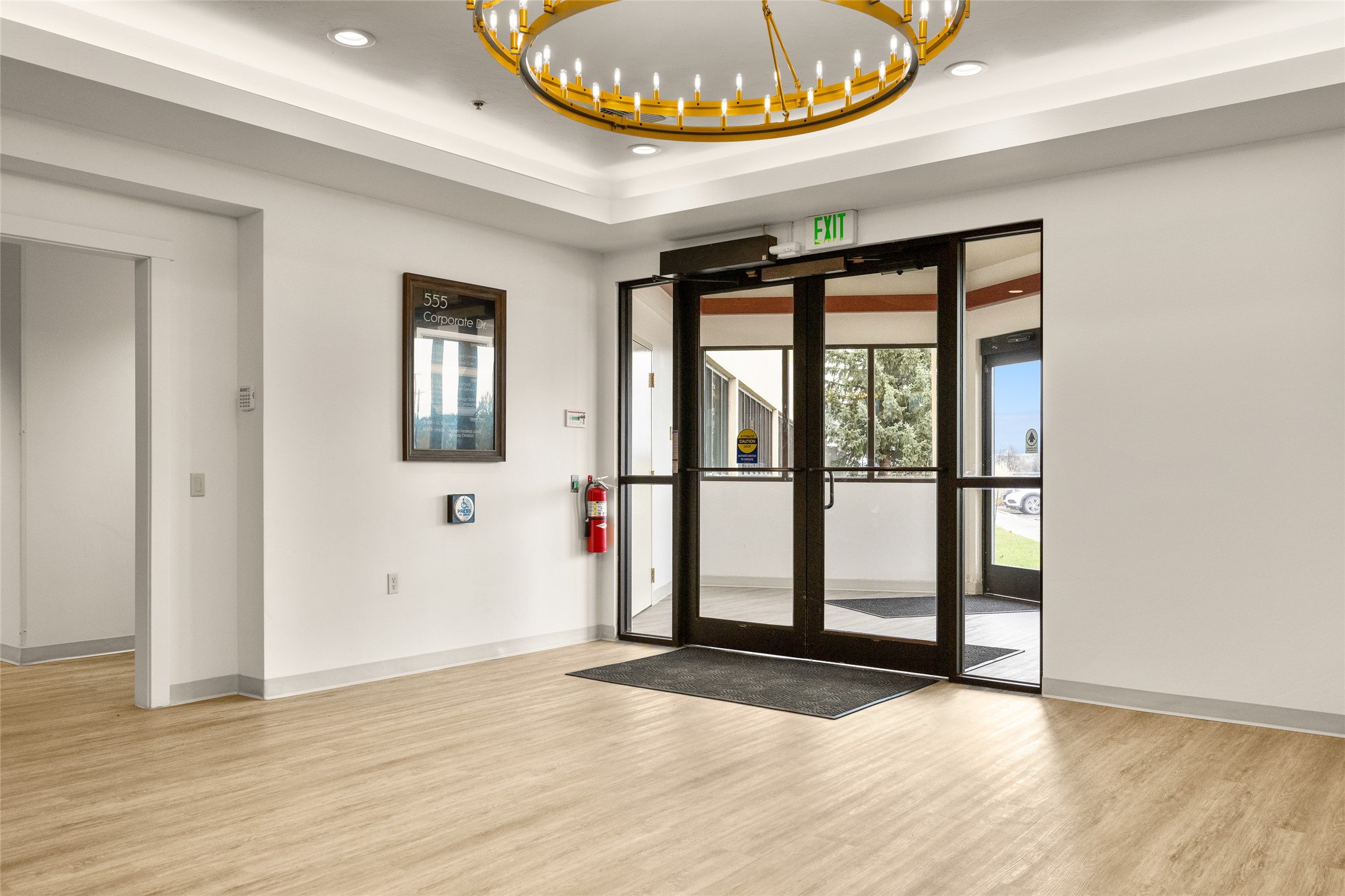 555 Corporate Drive Ste 201 Property Photo 24