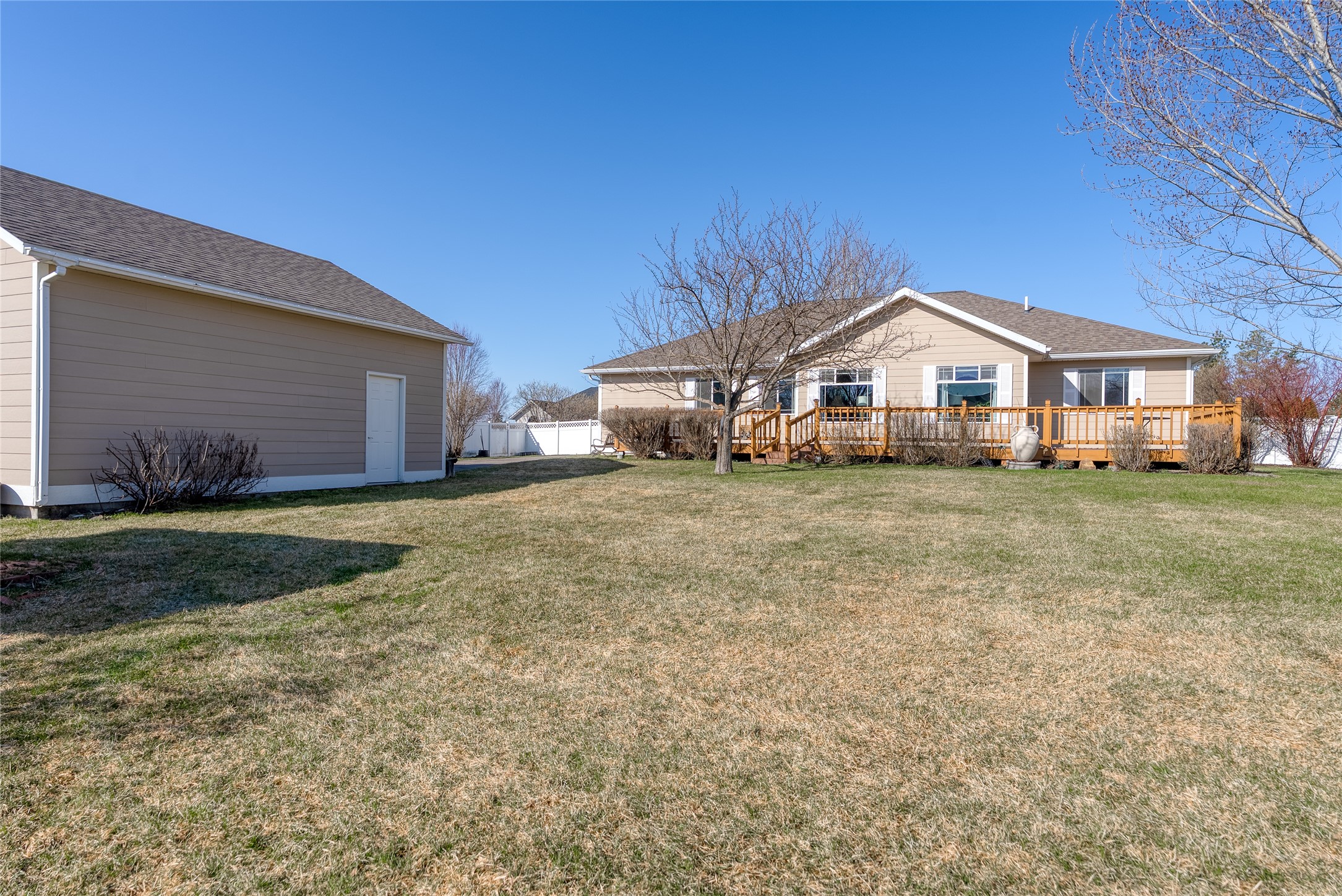 675 Pebble Drive Property Photo 27