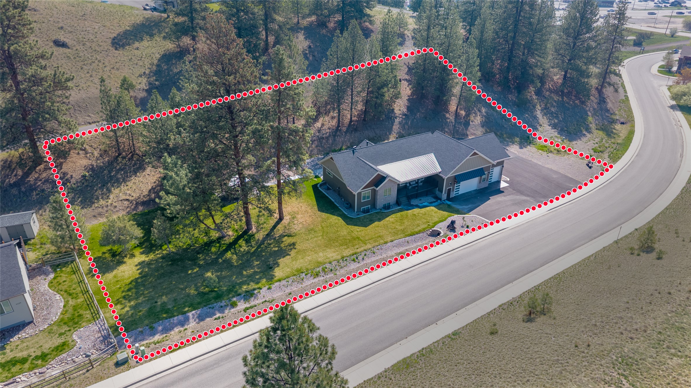11021 Coulter Pine Street Property Photo 2