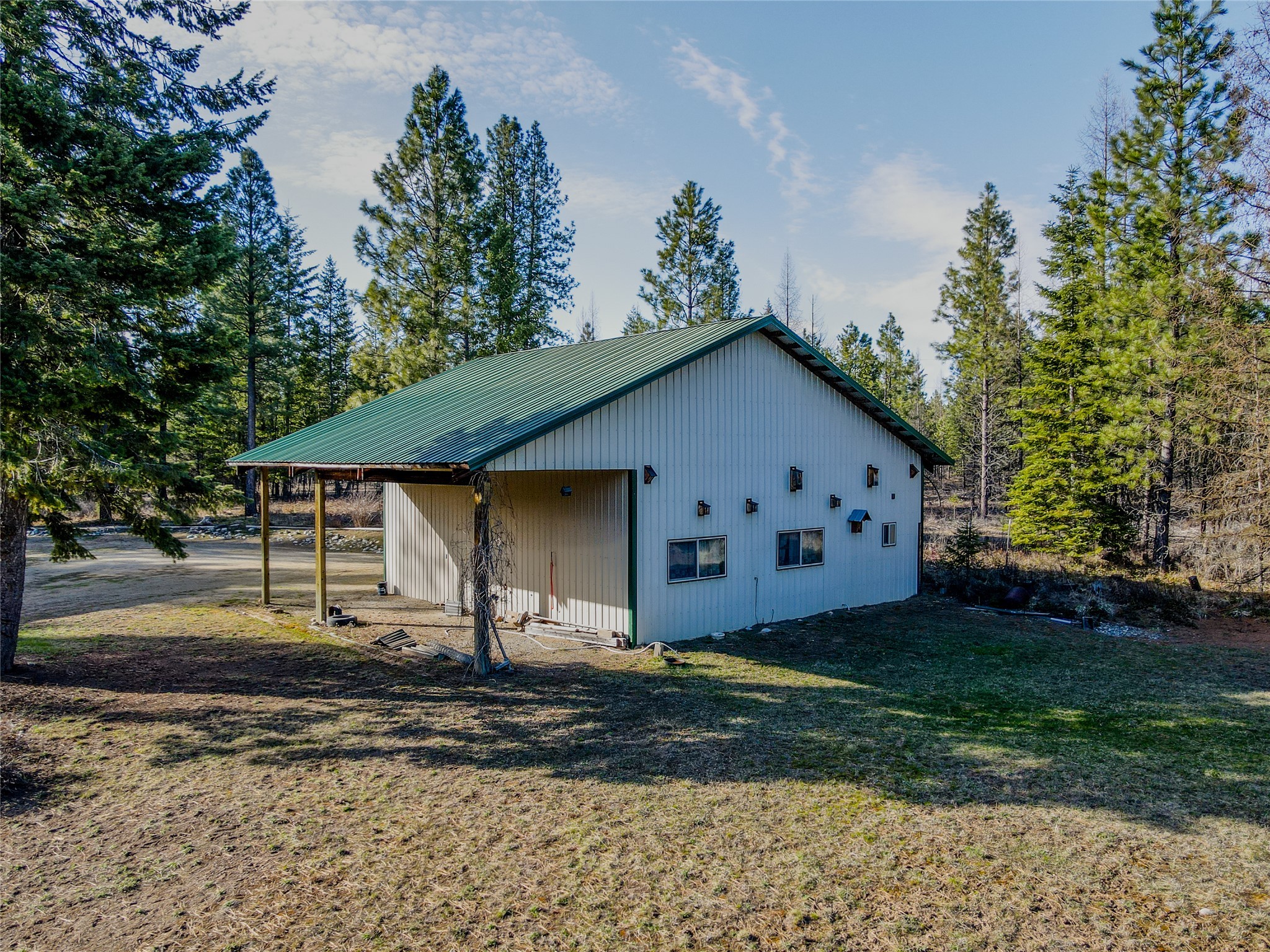 1118 Eastside Road Property Photo 32