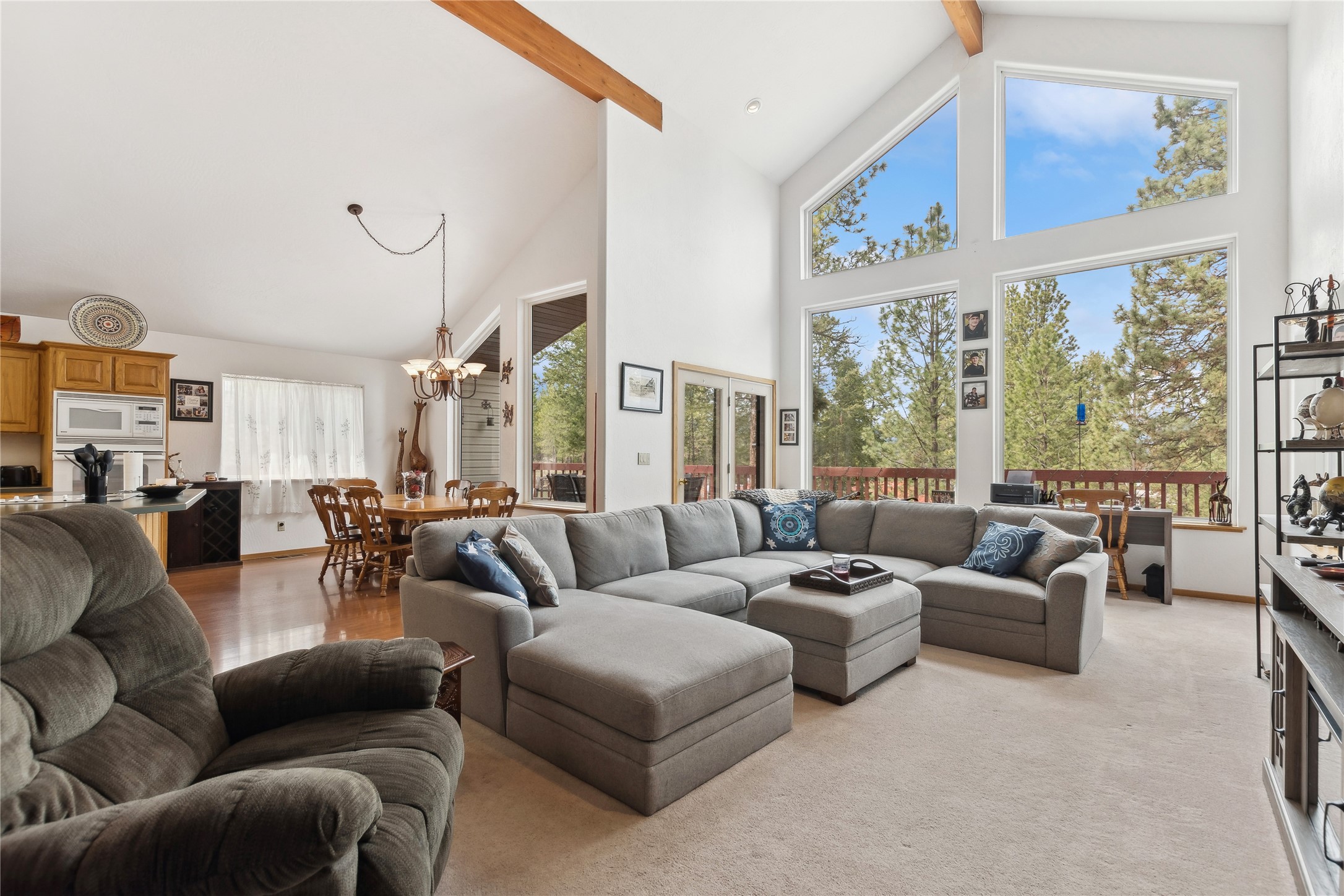 60423 Mt Highway 37 Property Photo 1