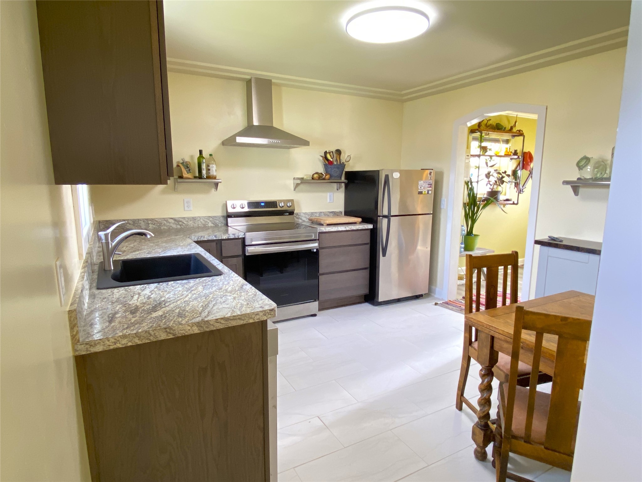 225 1st Street Nw Property Photo 13