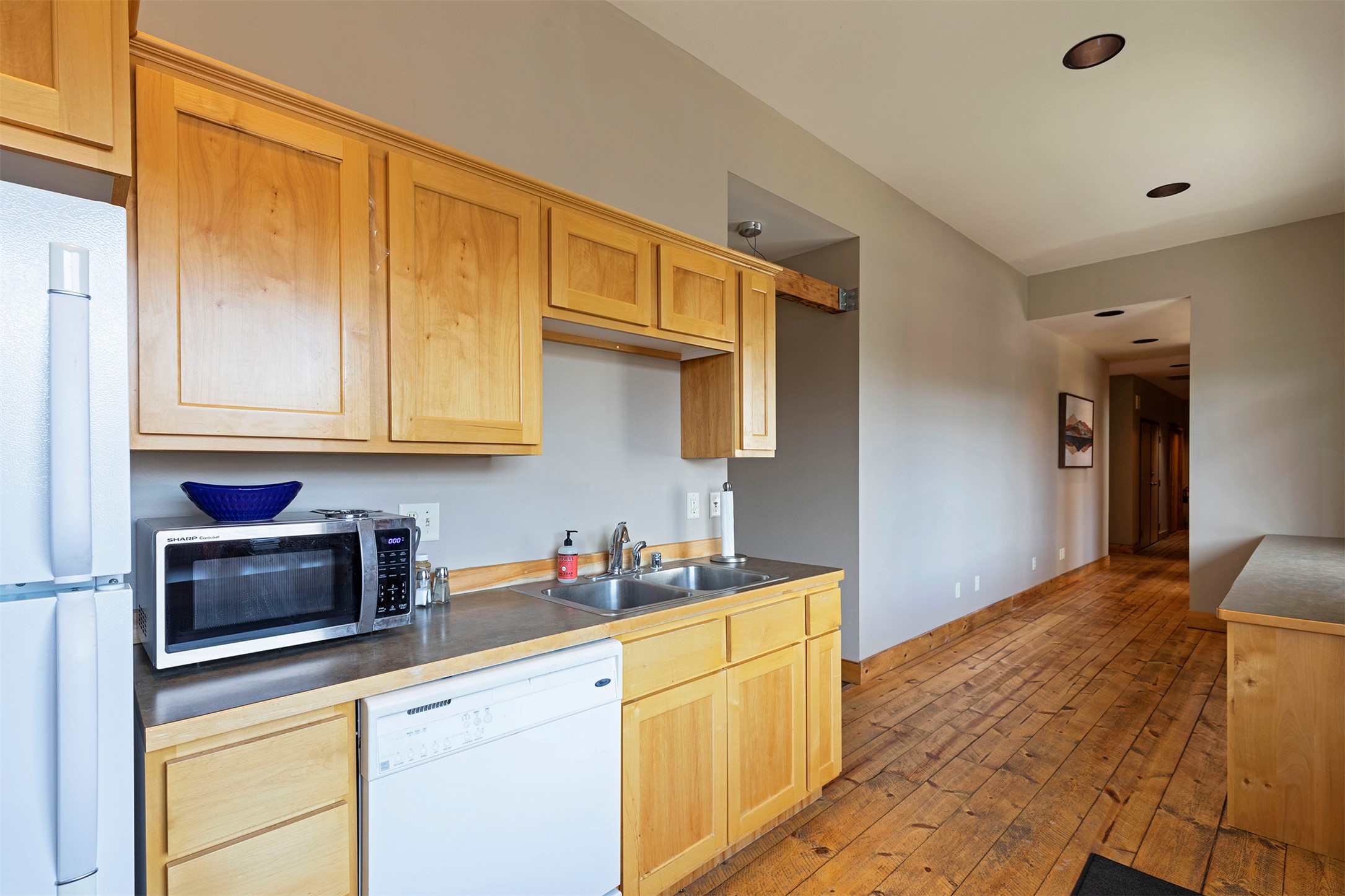 2300 Regent Street 207 Property Photo 10