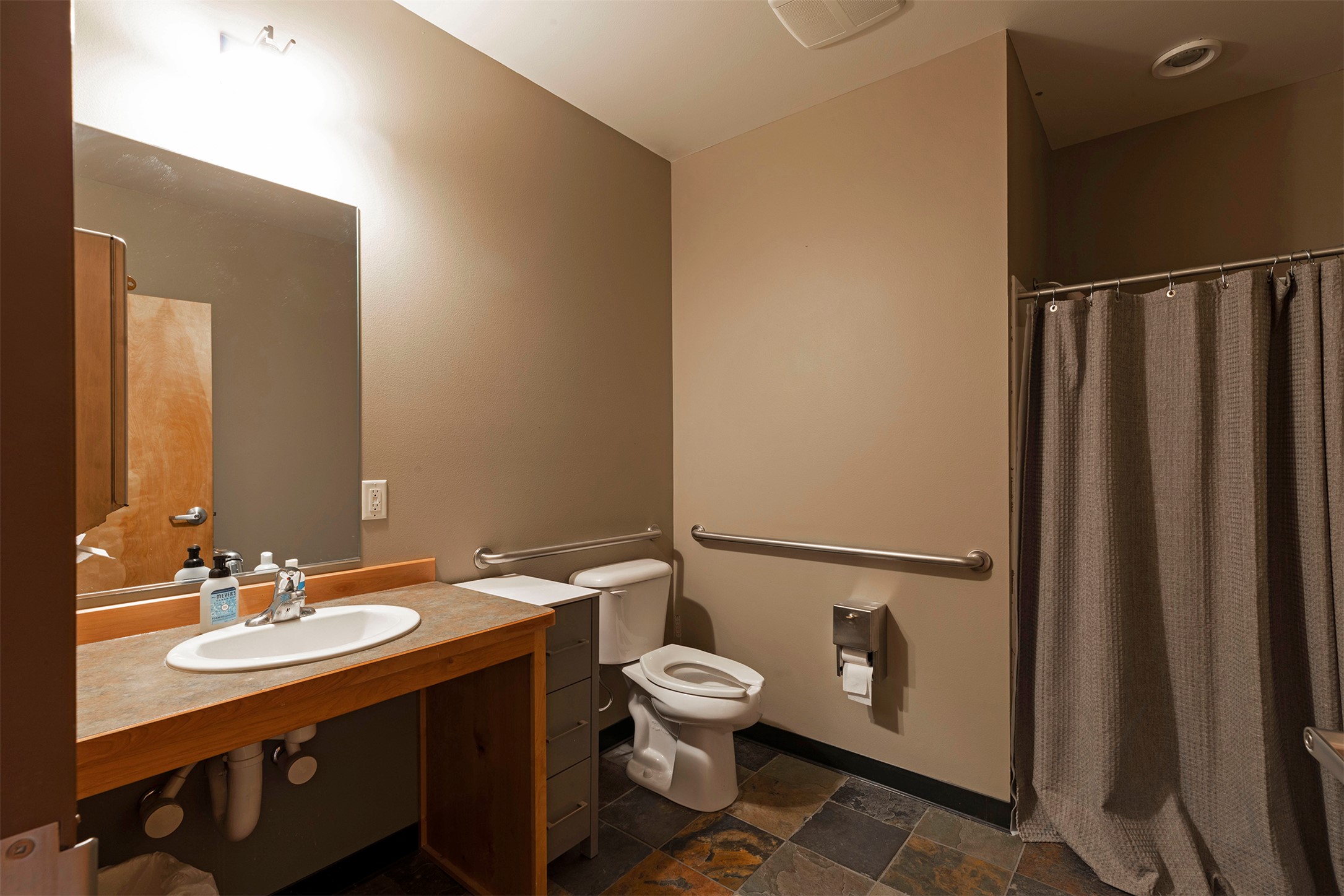 2300 Regent Street 207 Property Photo 26