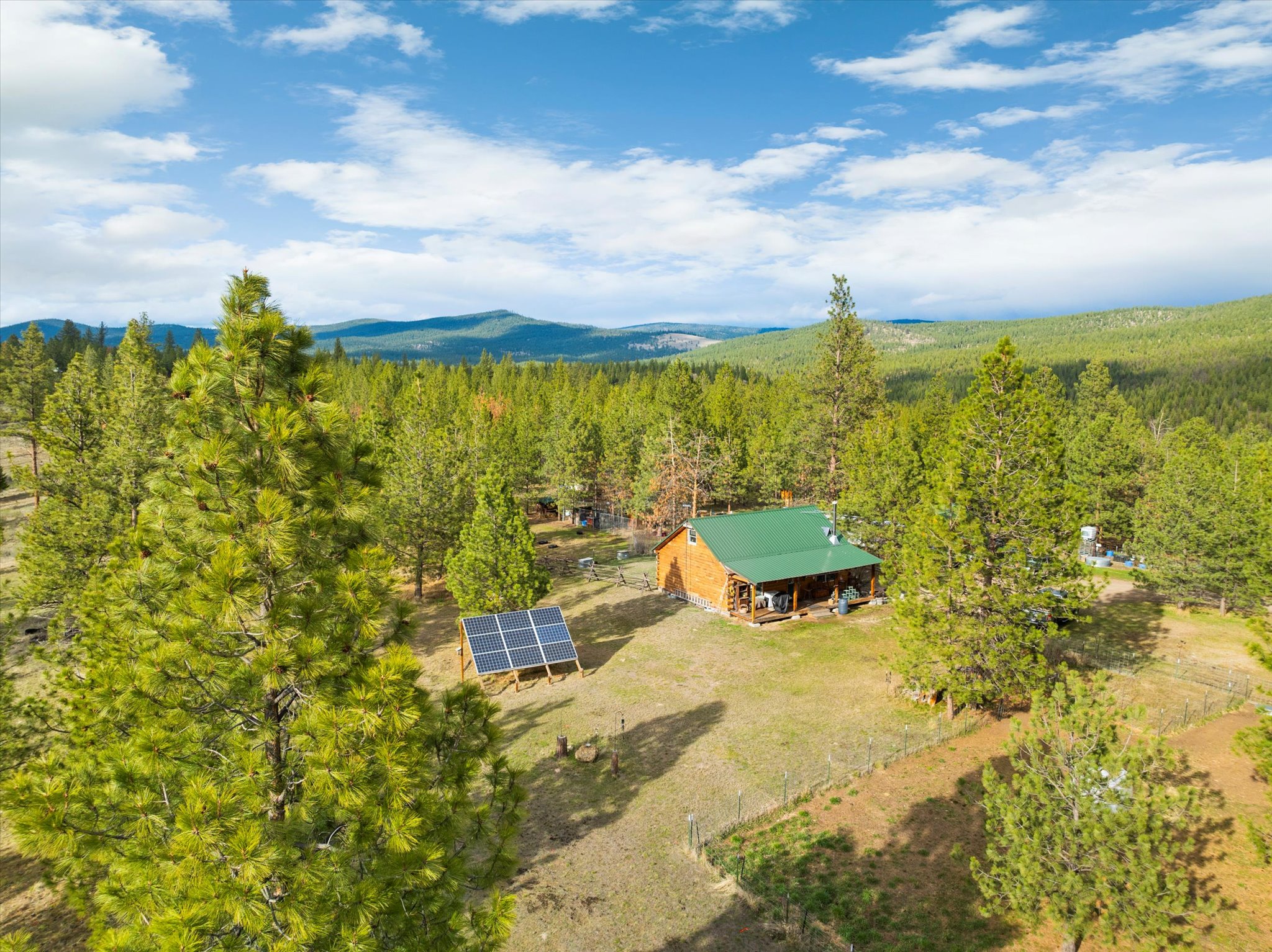 4090 Hubbart Dam Road Property Photo 2
