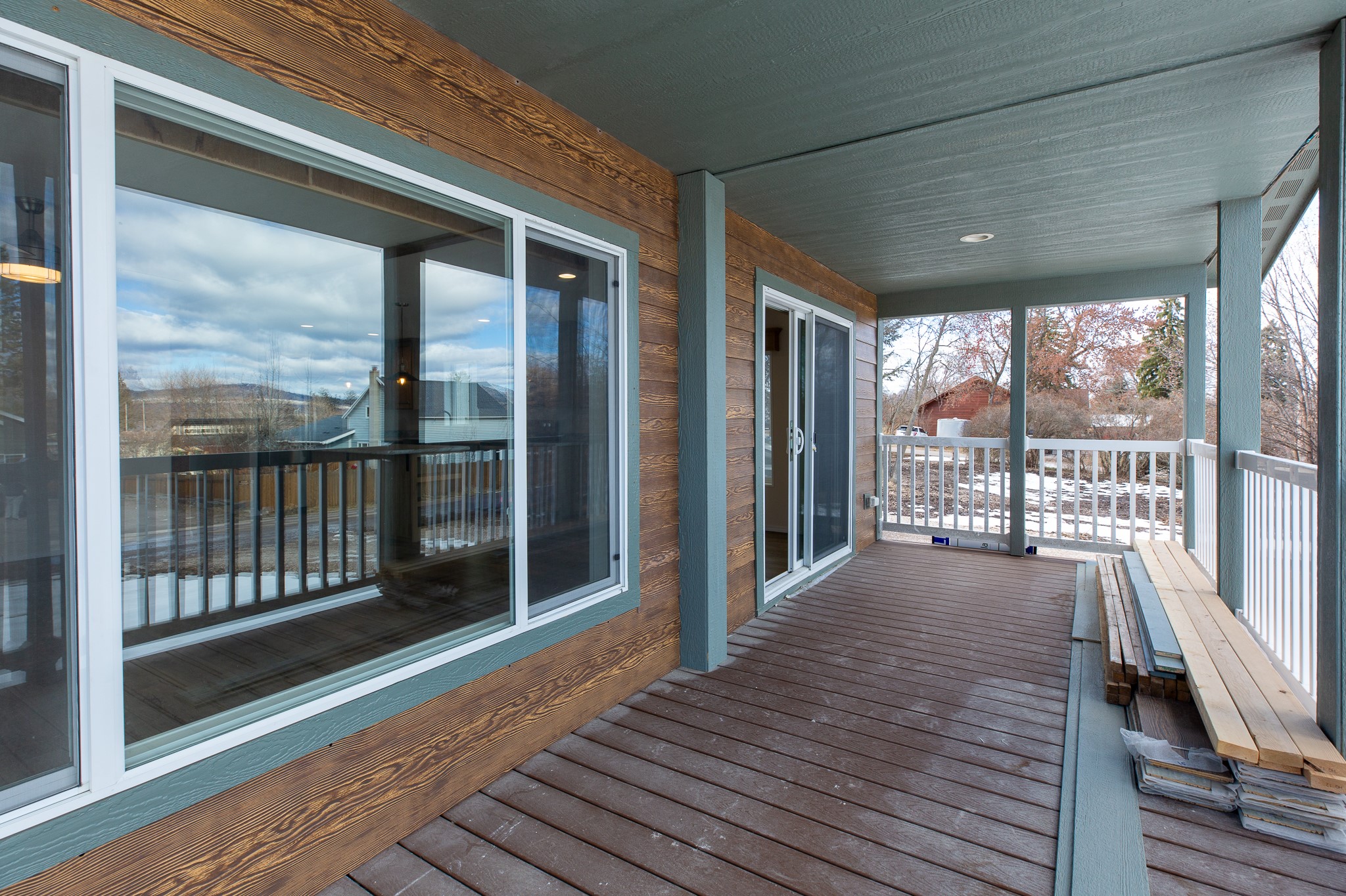 606 13th Avenue E Property Photo 1