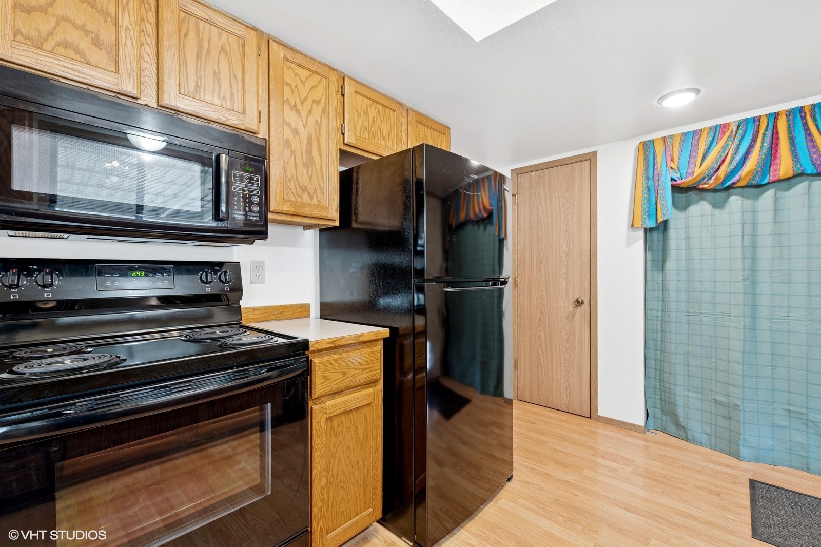 96 Hawthorn Avenue Property Photo 9