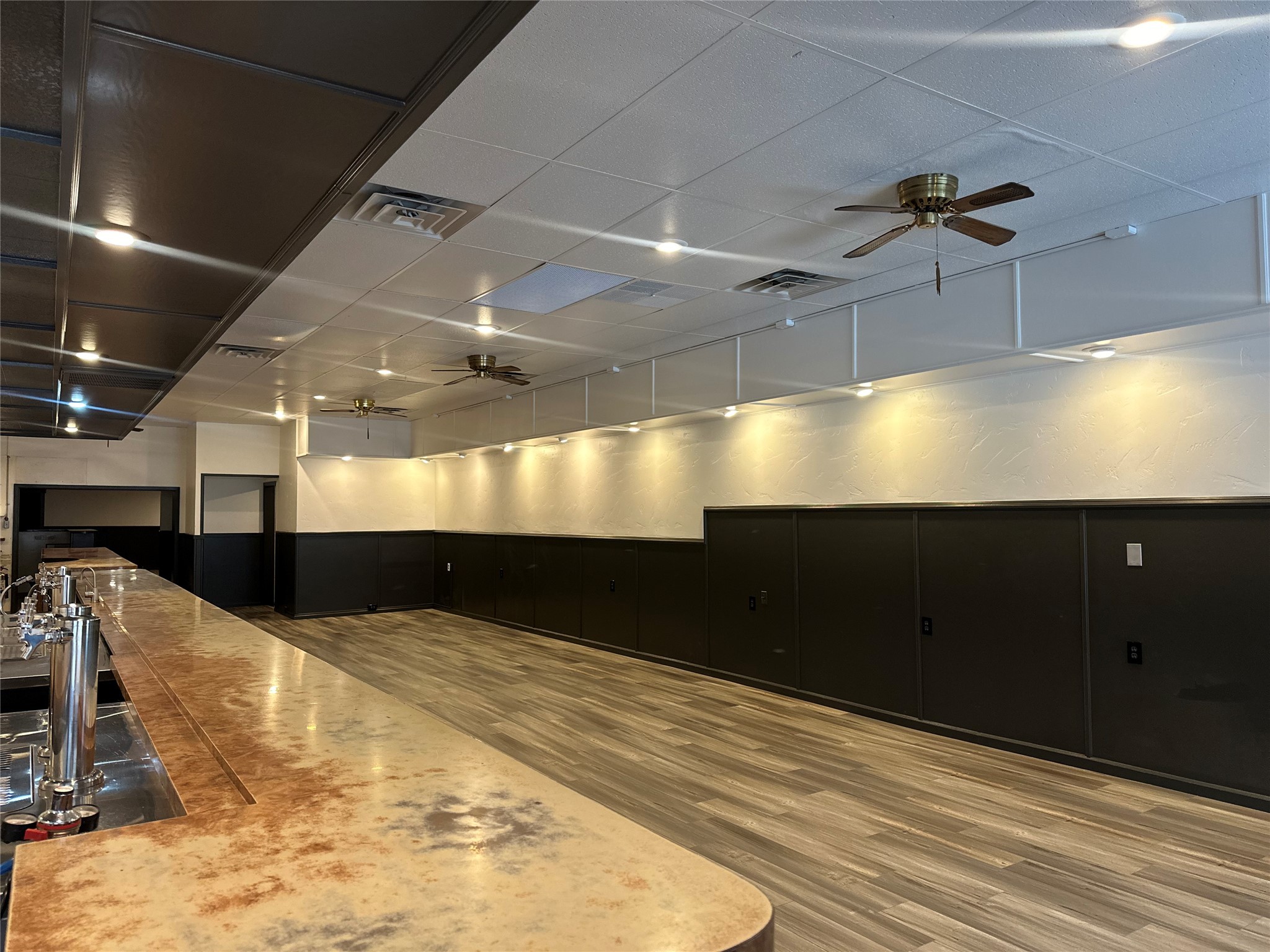 509 Nucleus Avenue Property Photo 5