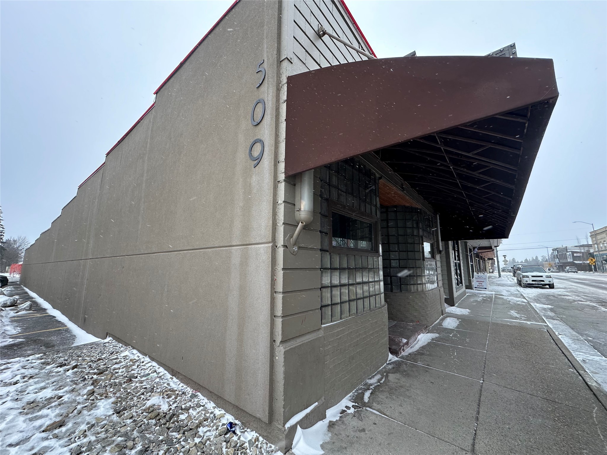 509 Nucleus Avenue Property Photo 23