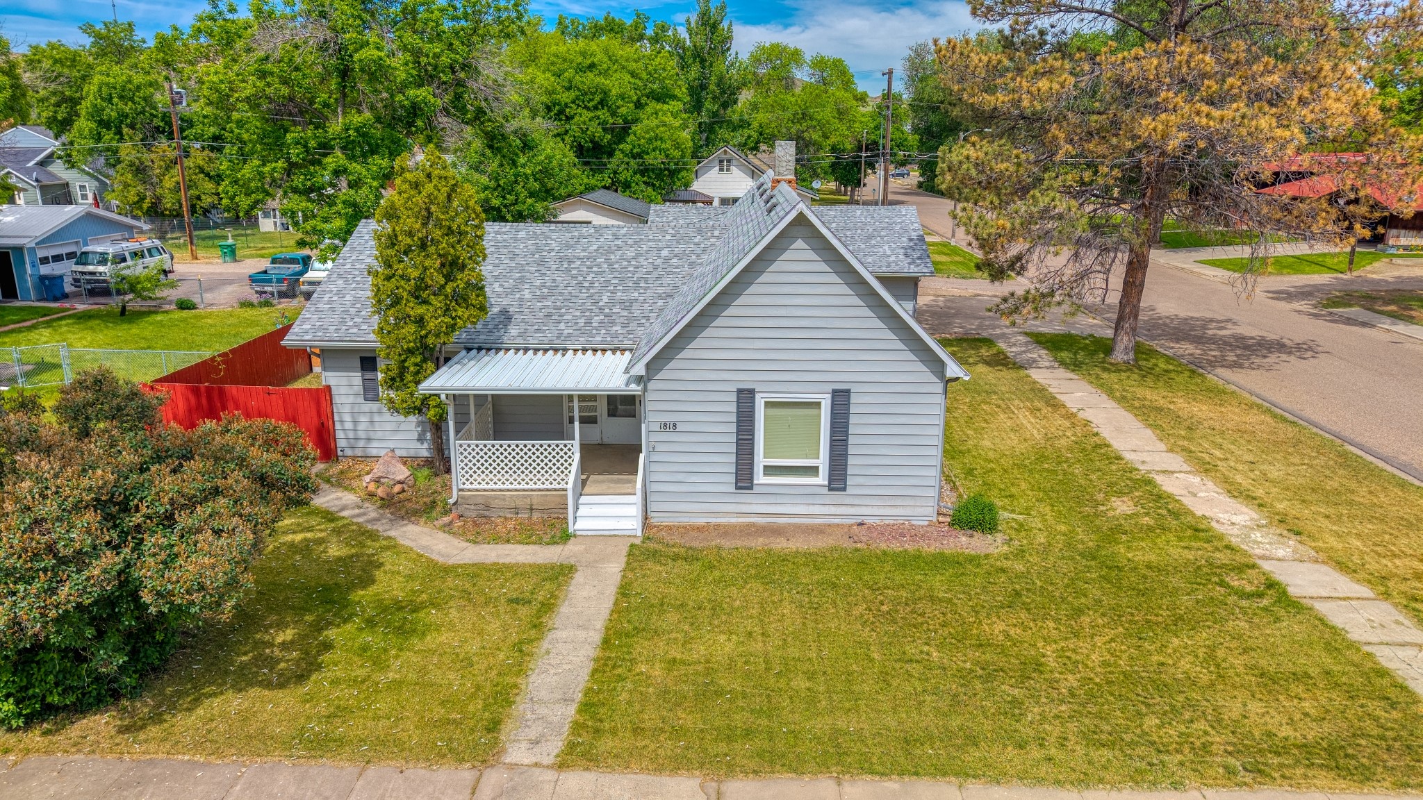 1818 Main Street Property Photo 2