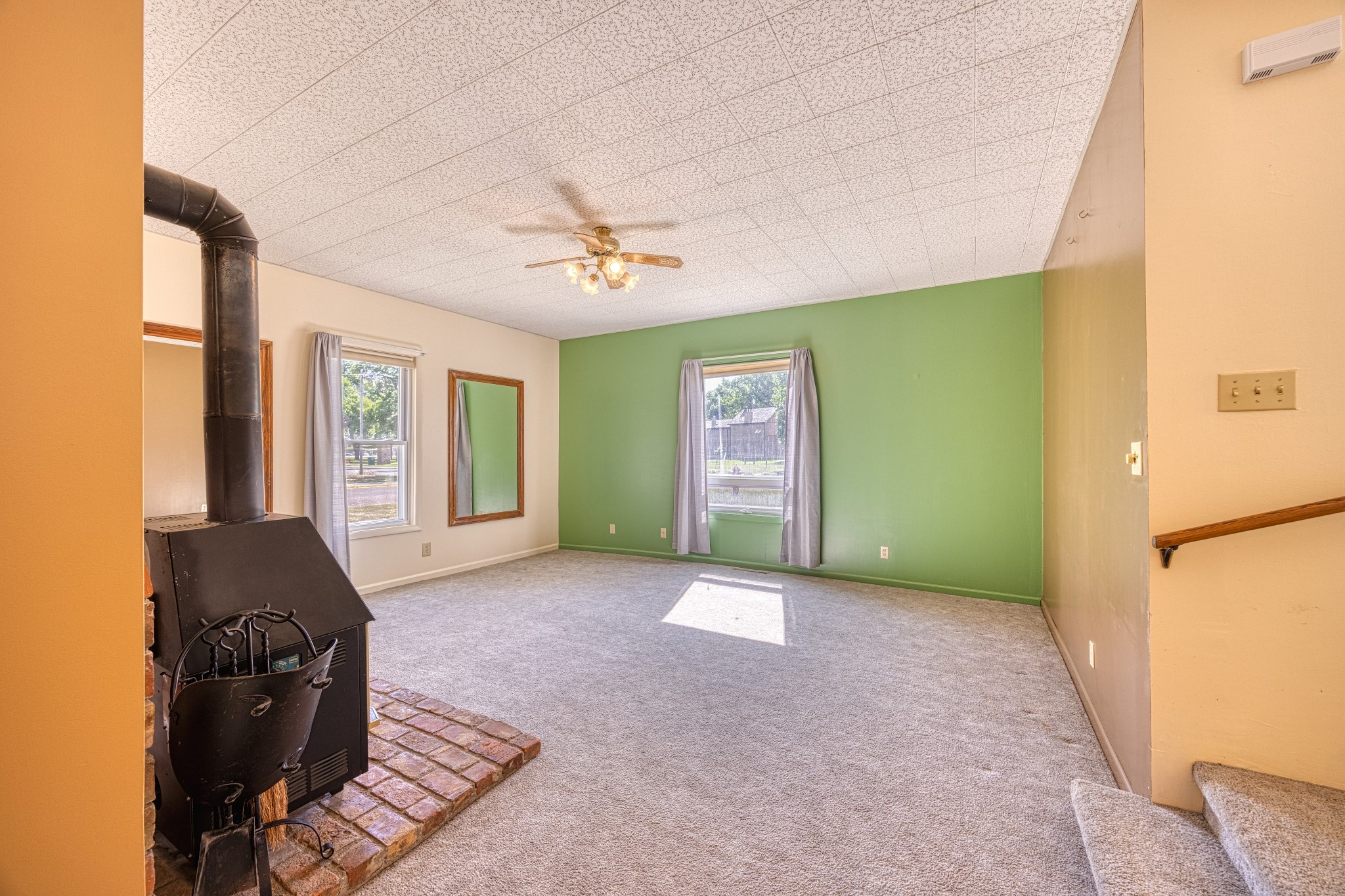 1818 Main Street Property Photo 15