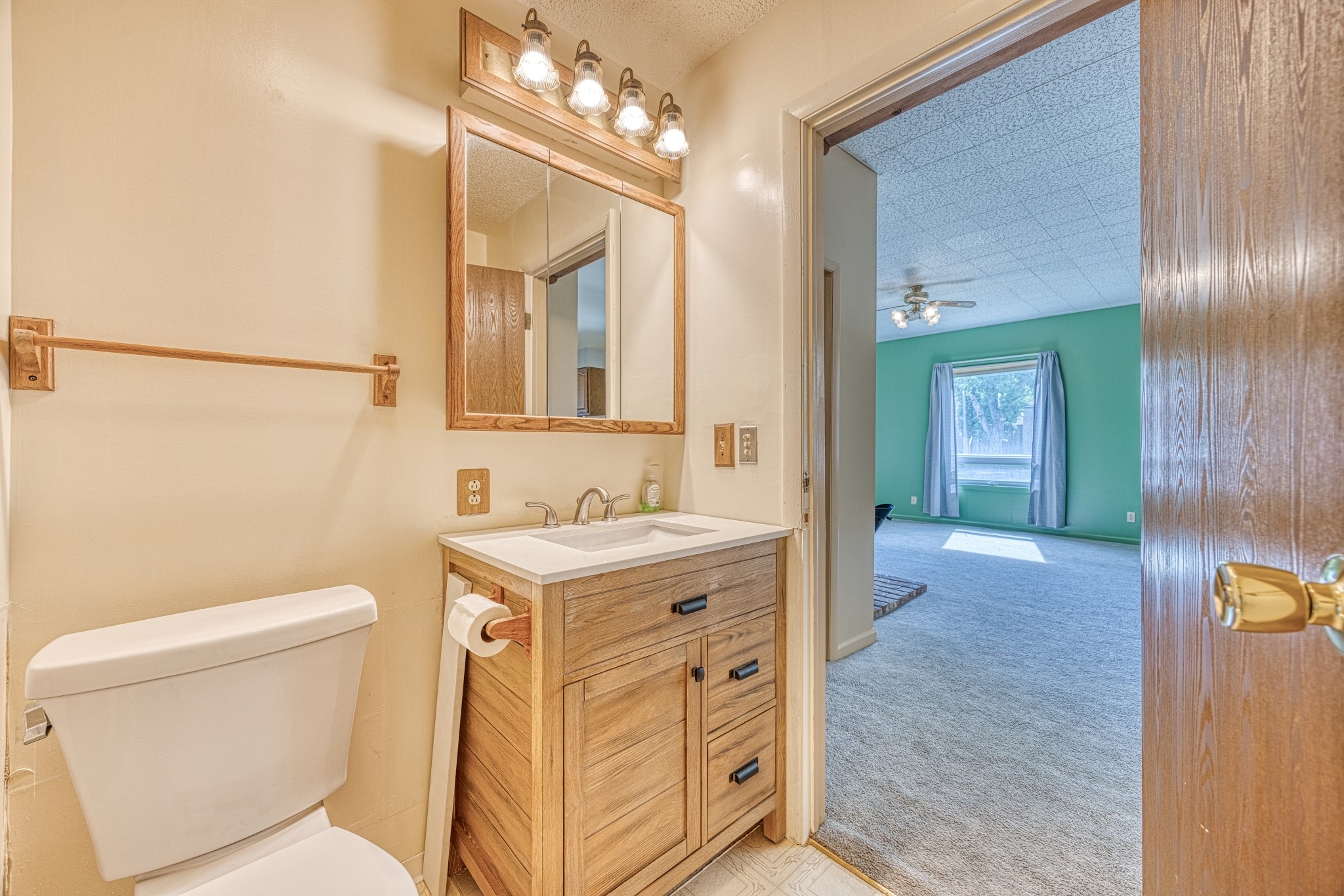 1818 Main Street Property Photo 22