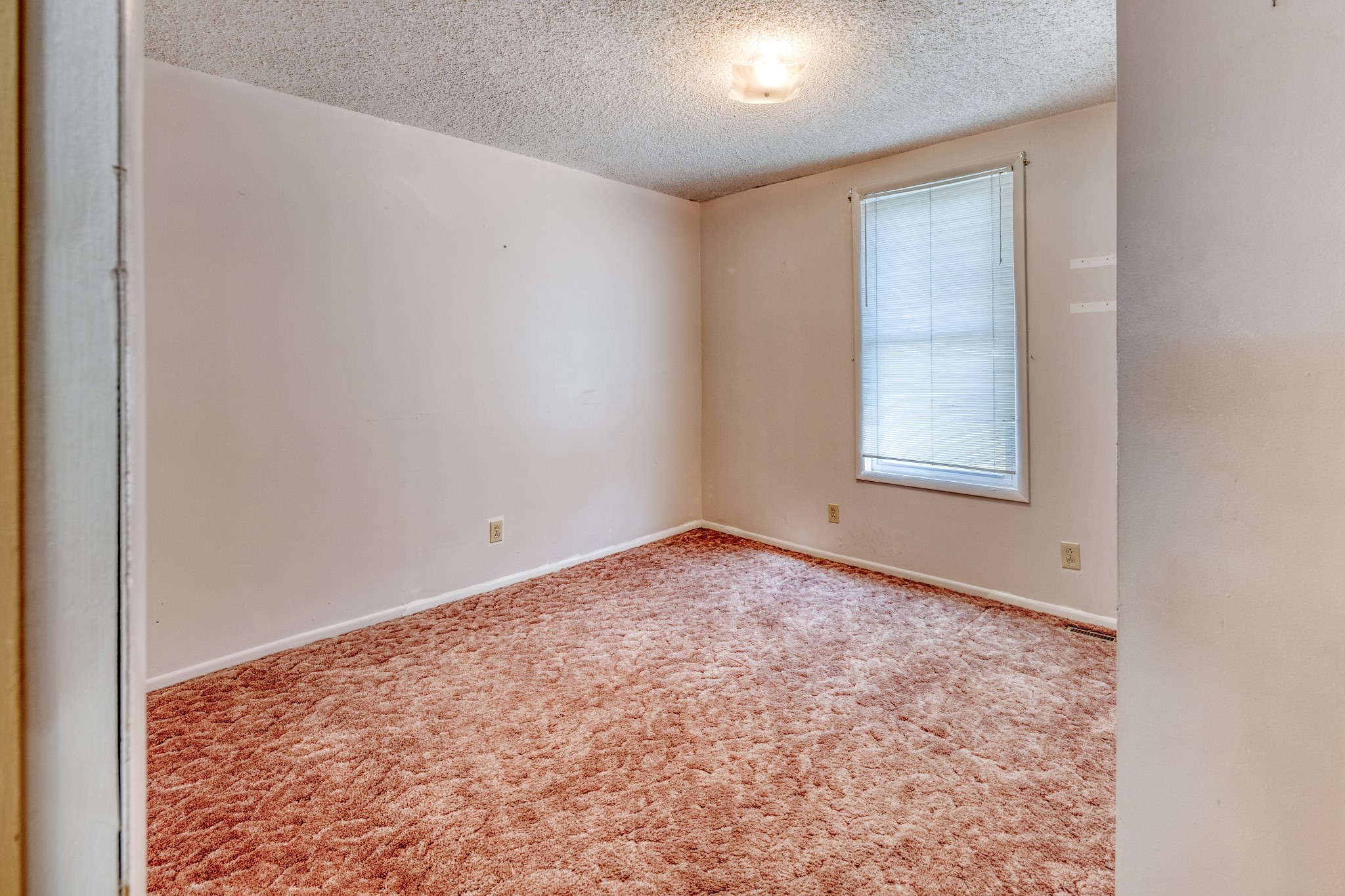1818 Main Street Property Photo 24