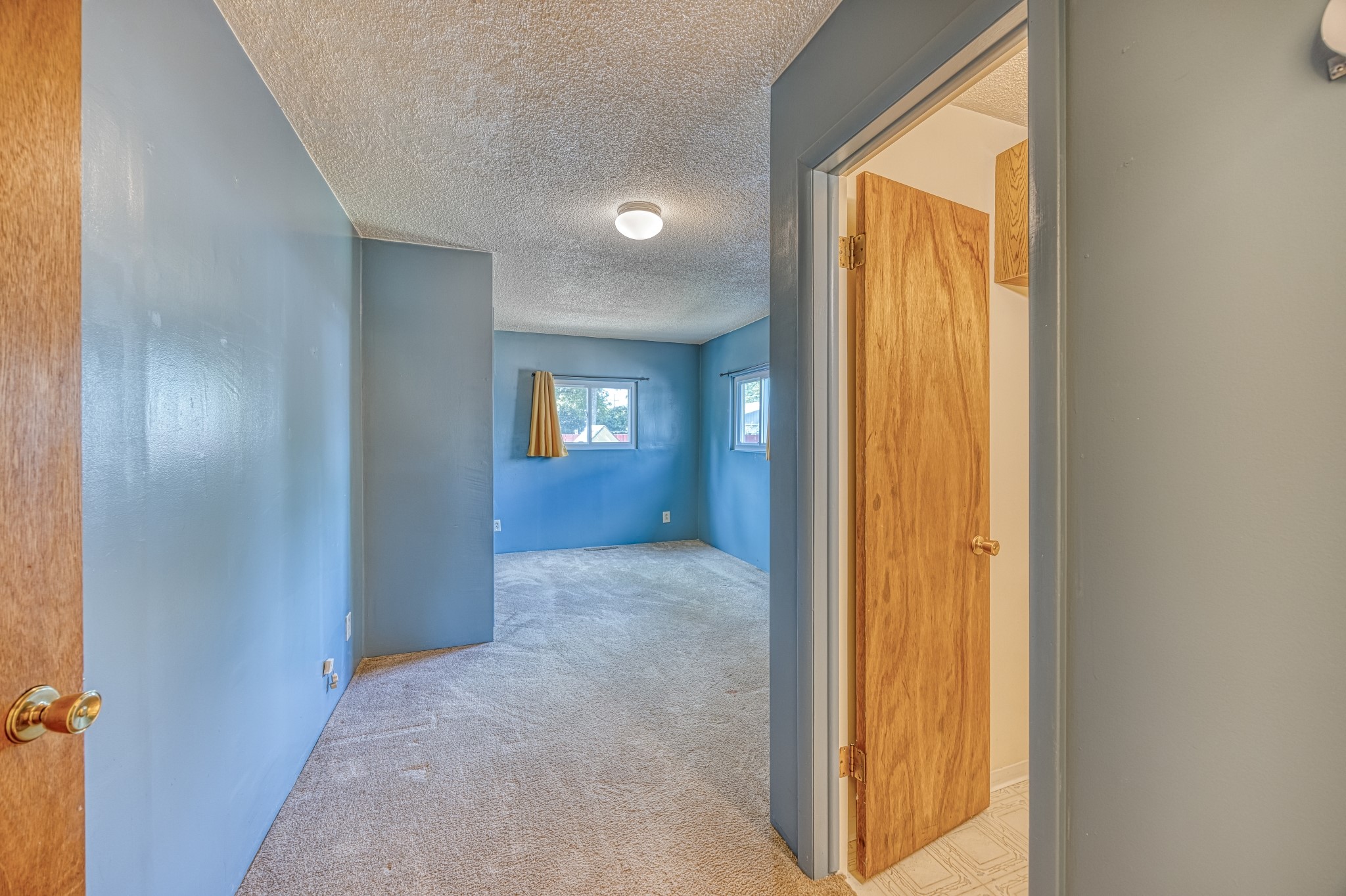 1818 Main Street Property Photo 28