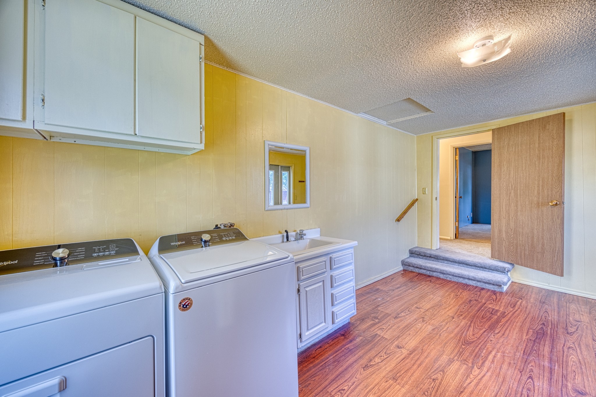 1818 Main Street Property Photo 38