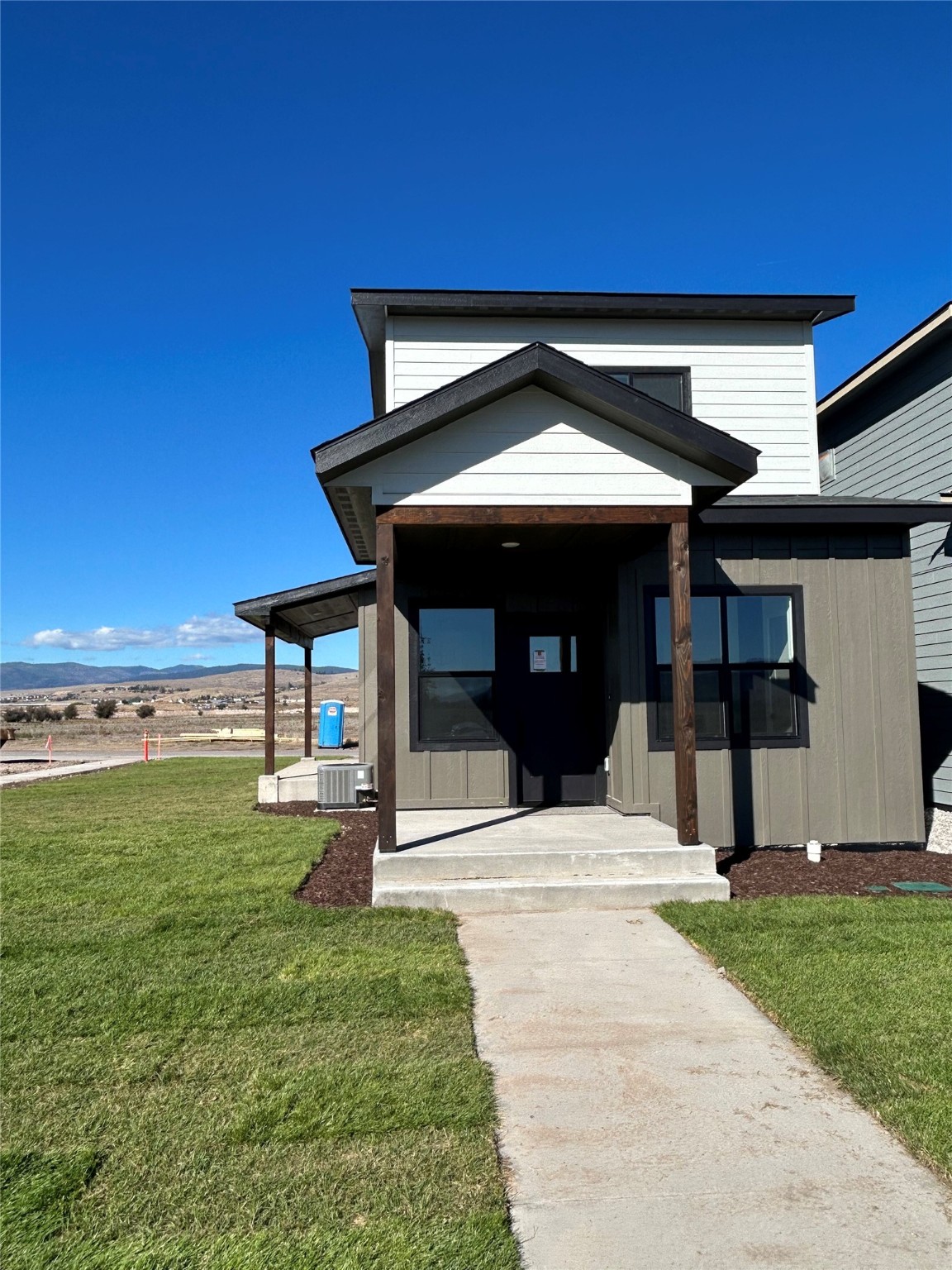 4946 England Boulevard Property Photo 3