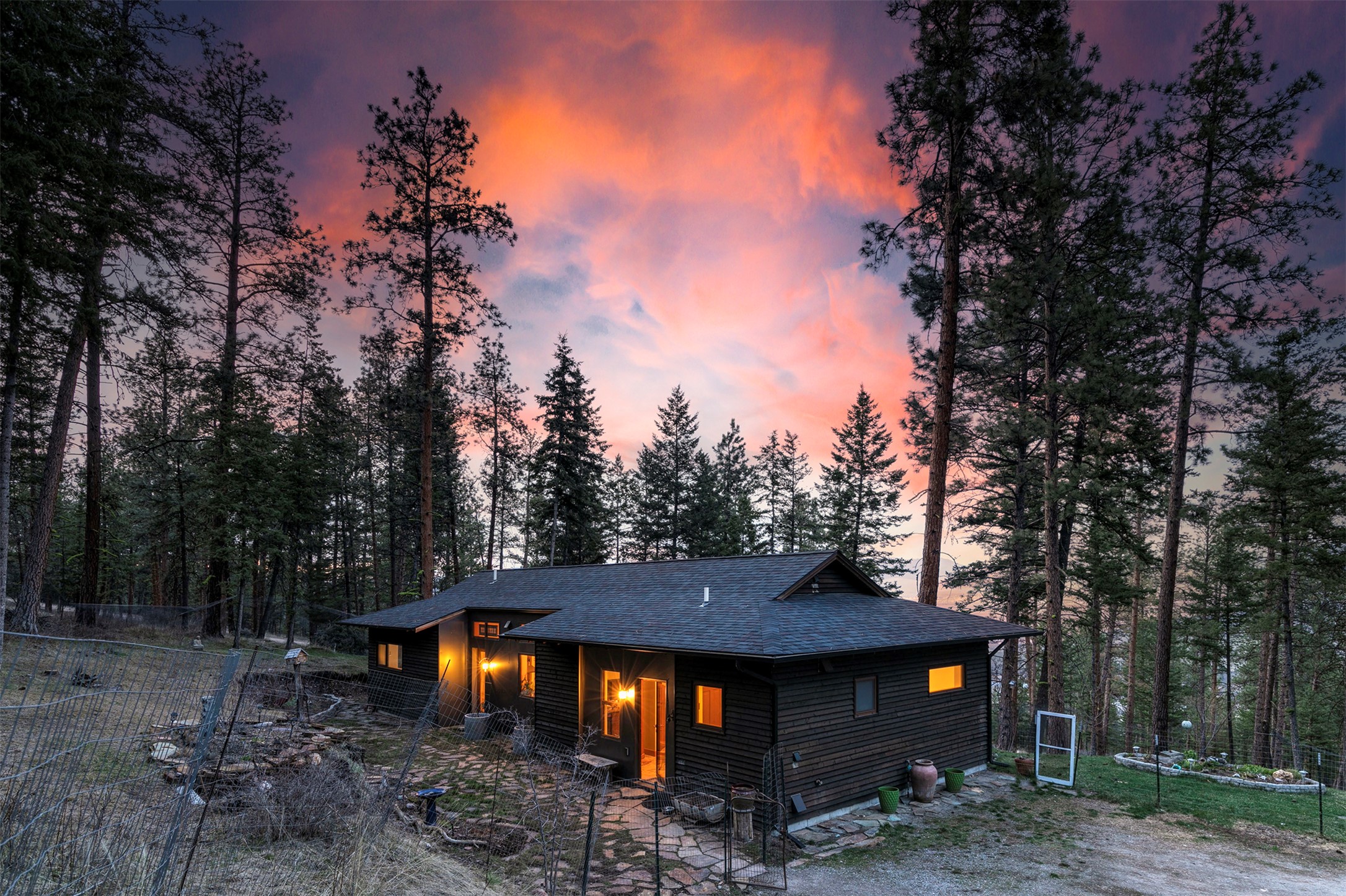 10573 Horseback Ridge Road Property Photo 1