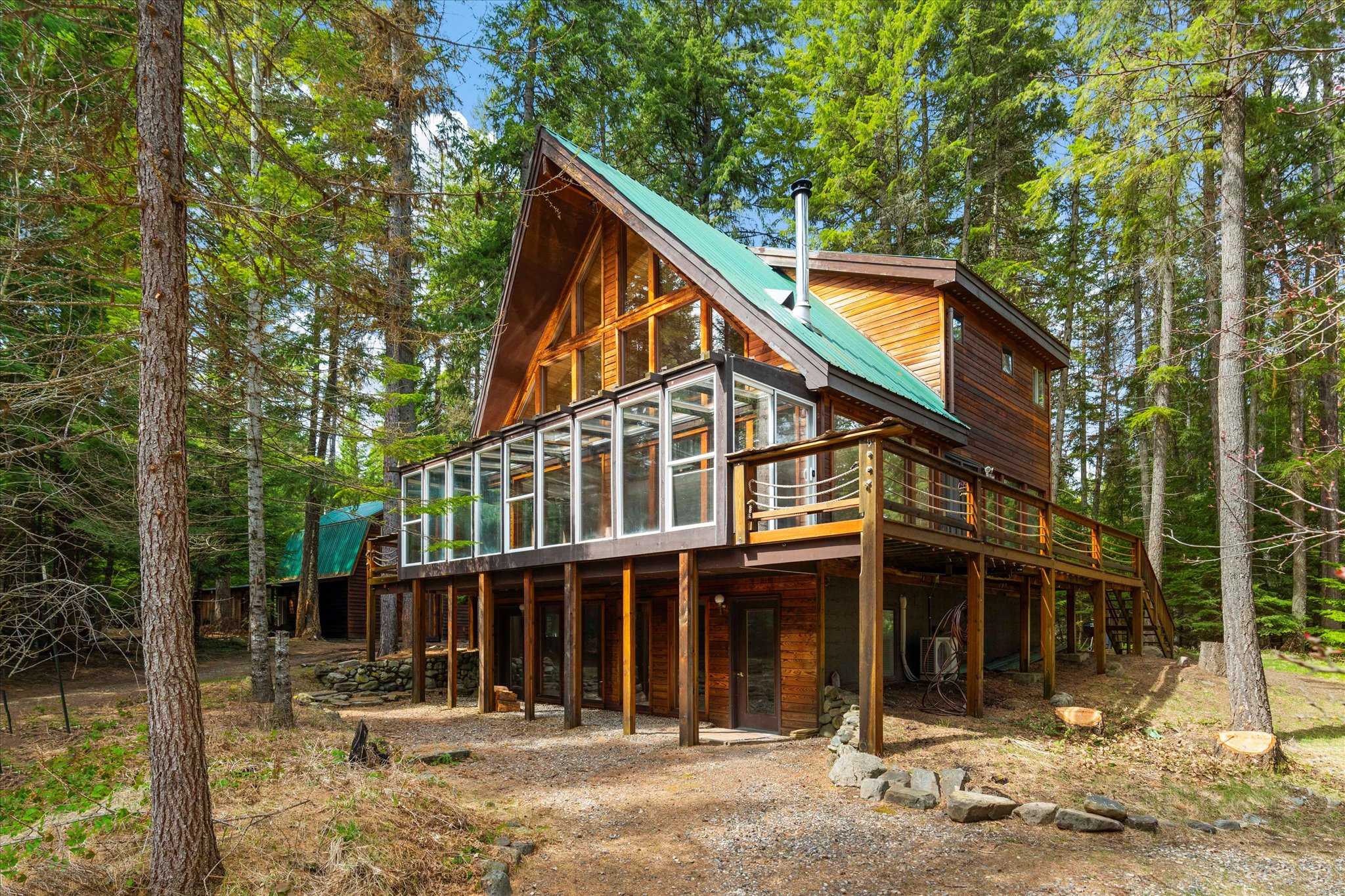 682 Schoolhouse Lake Road Property Photo
