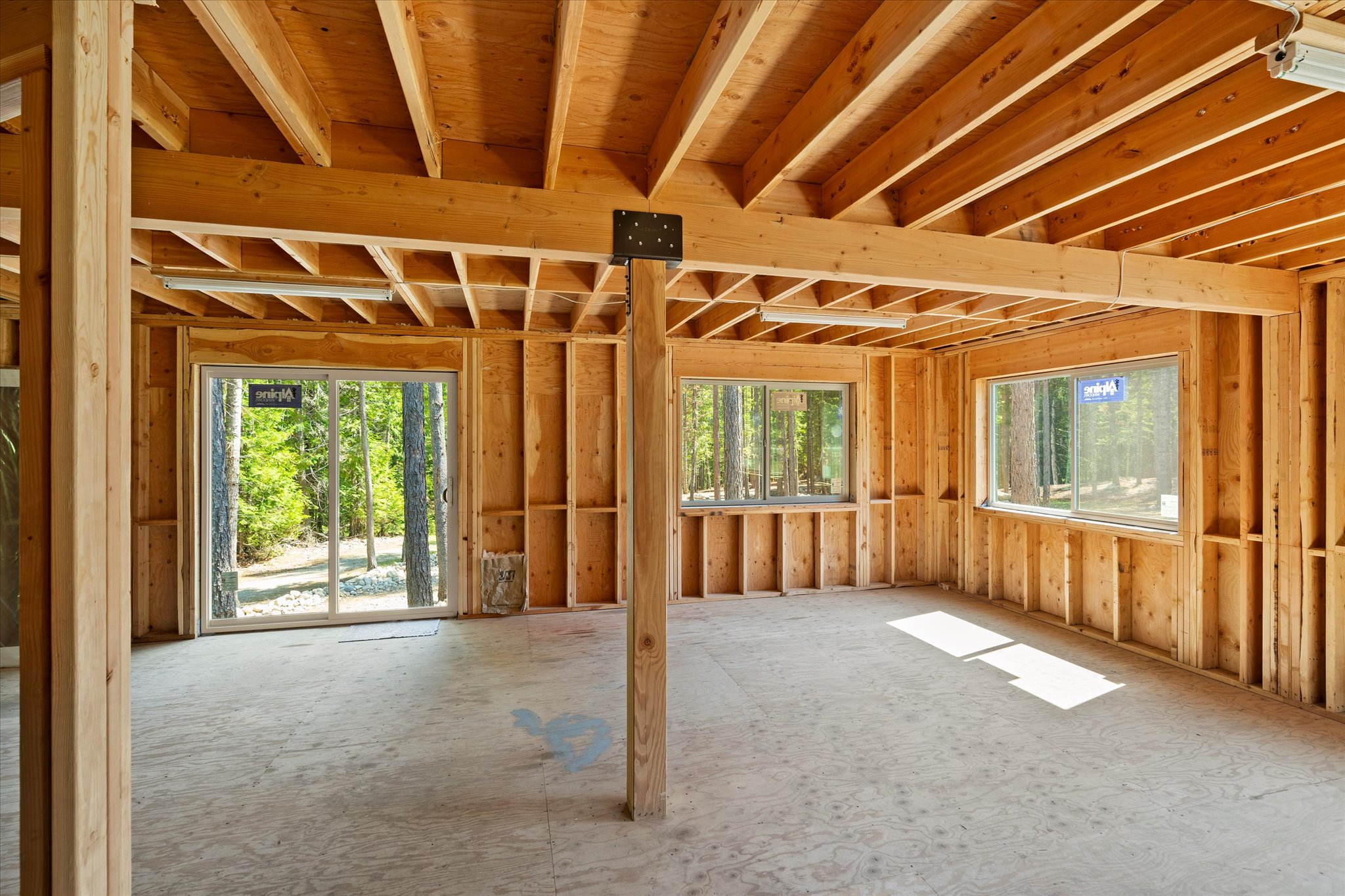8556 Yaak River Road Property Photo 8