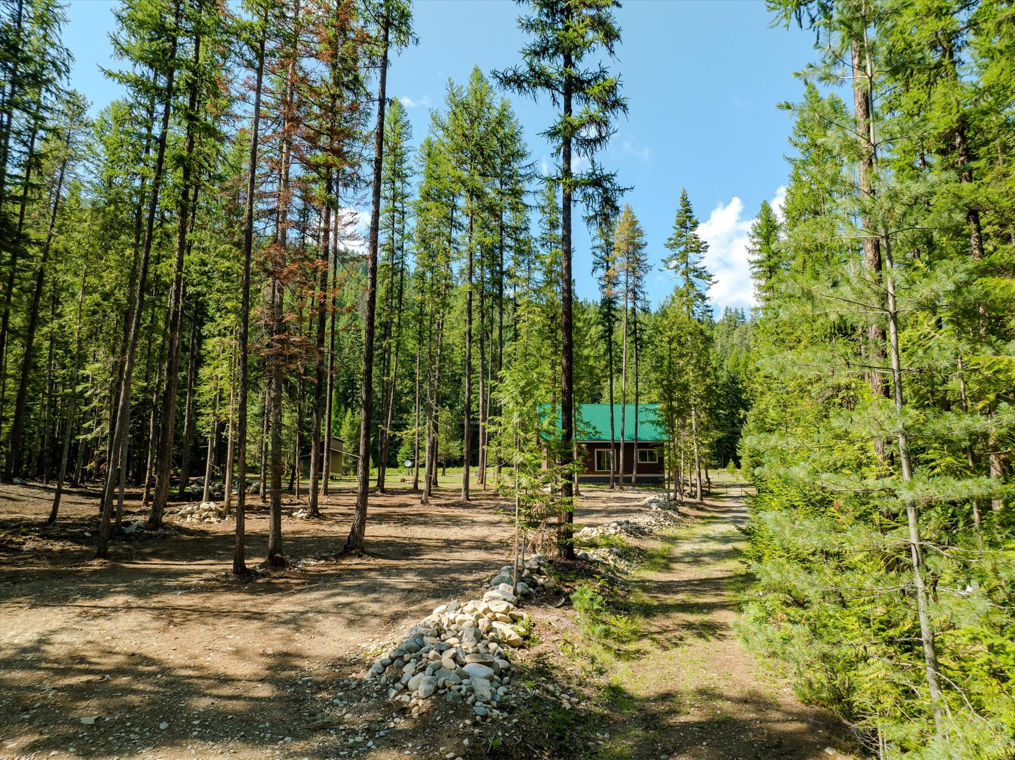 8556 Yaak River Road Property Photo 33