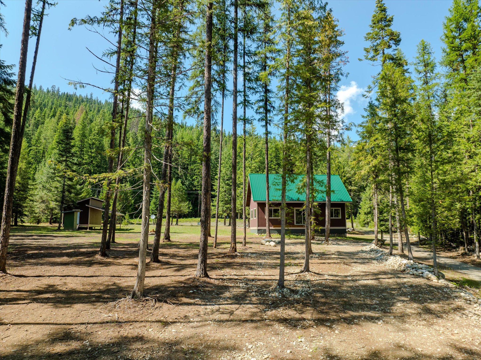 8556 Yaak River Road Property Photo 34