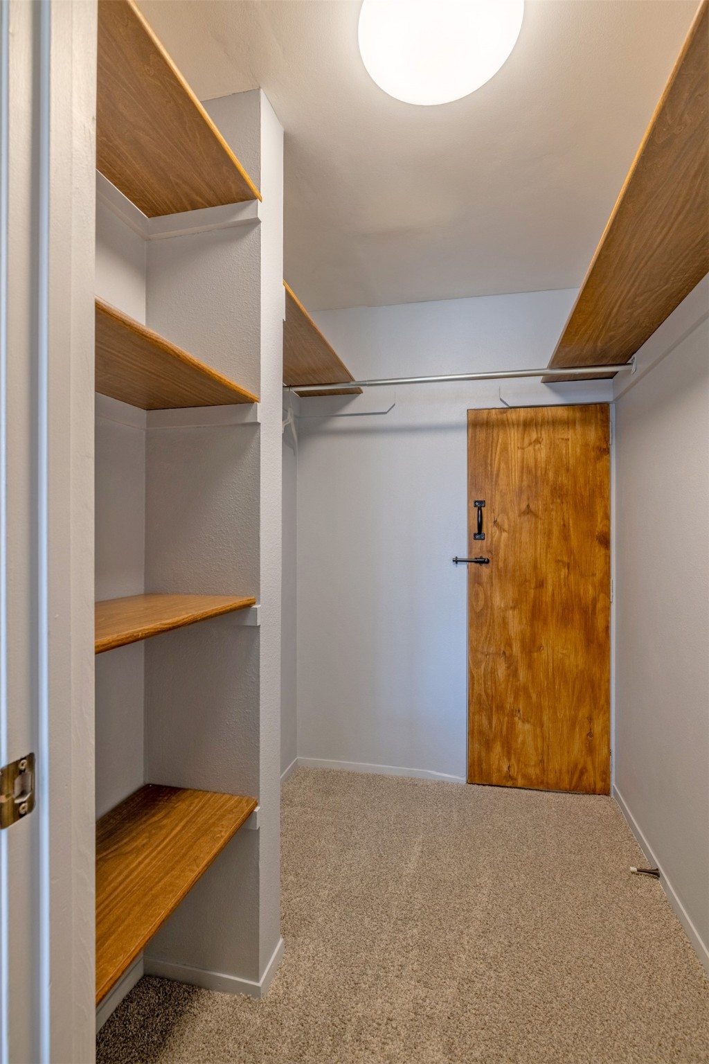 2543 Southridge Drive B Property Photo 17