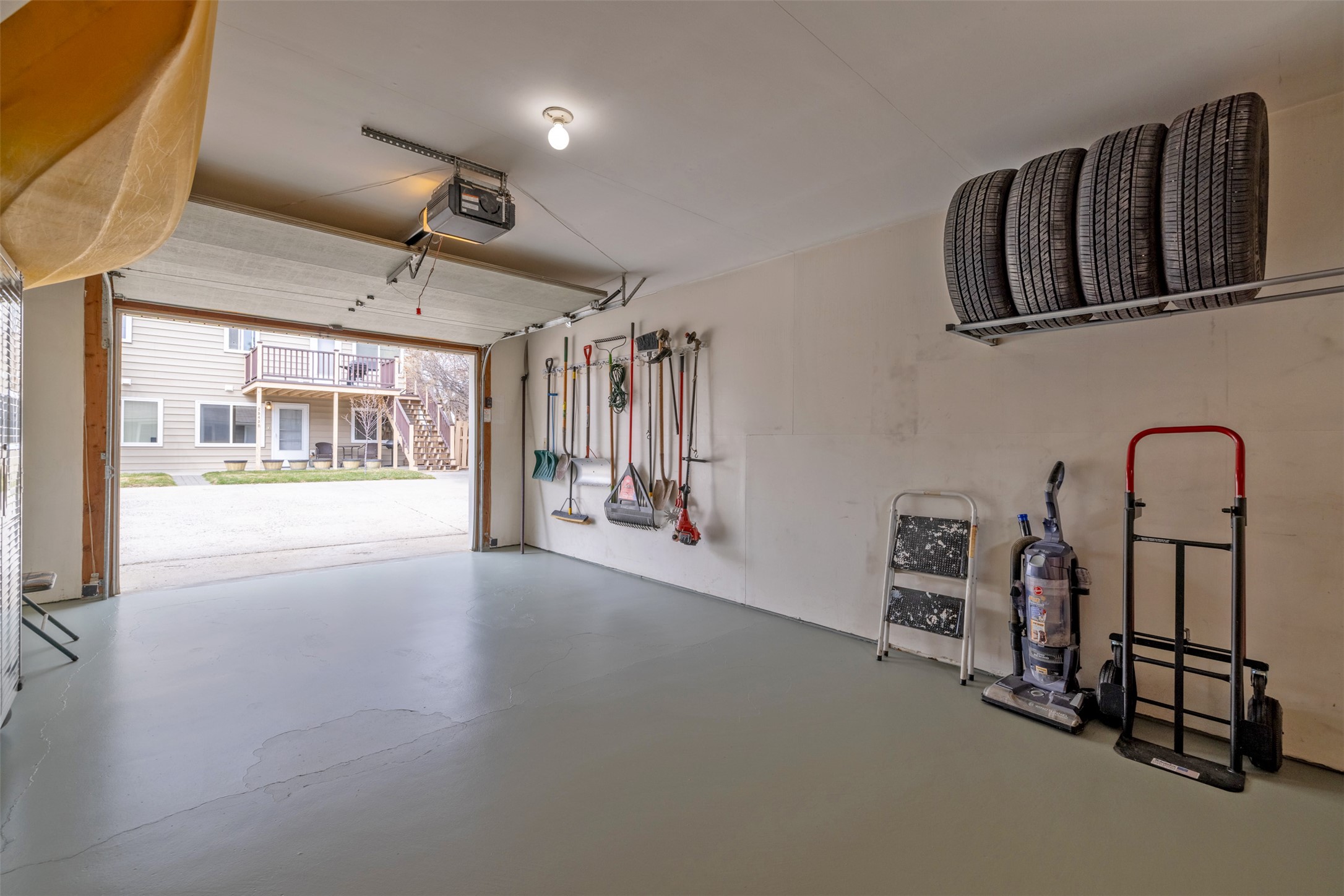 2543 Southridge Drive B Property Photo 25