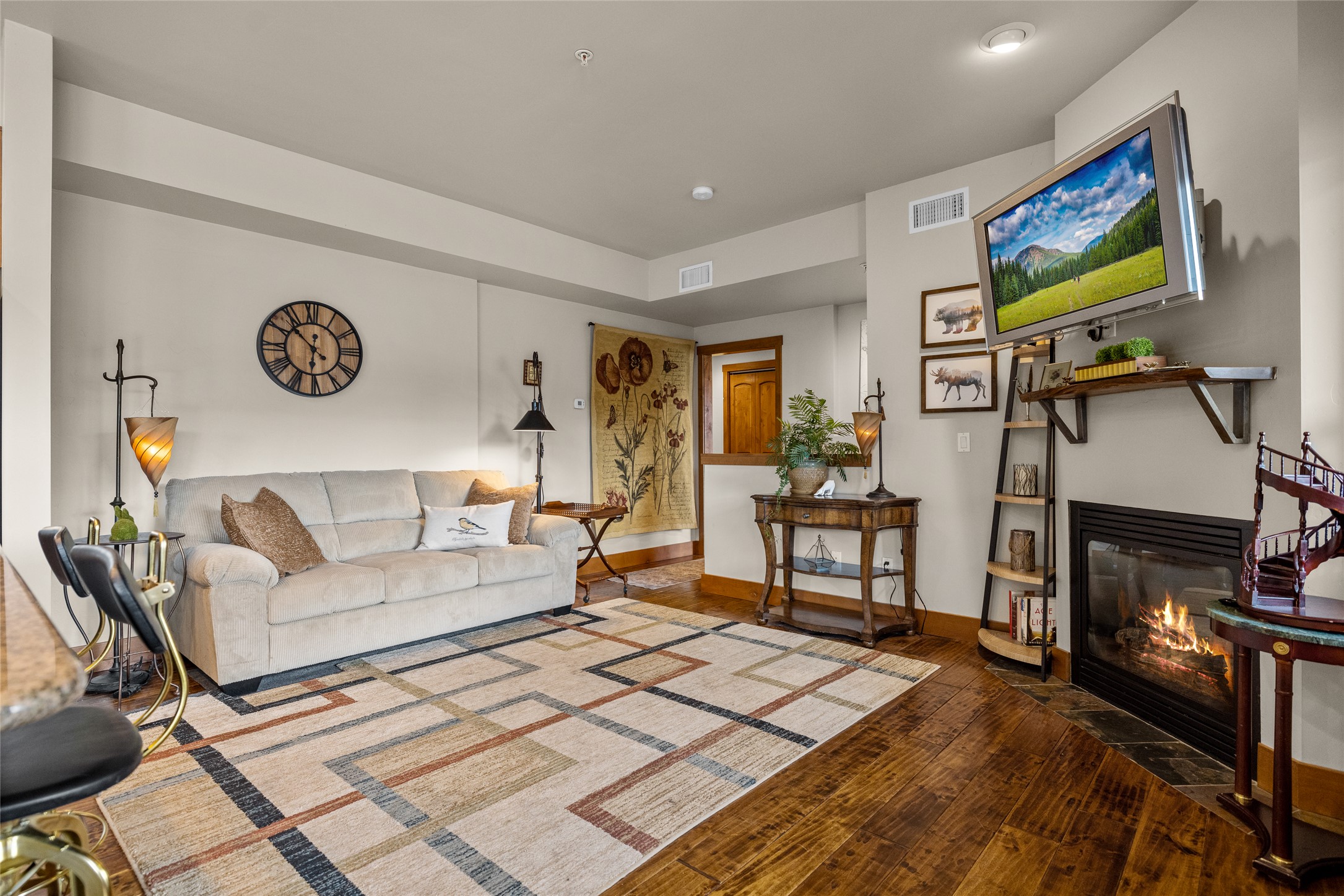 6300 Locarno Drive J Property Photo 6