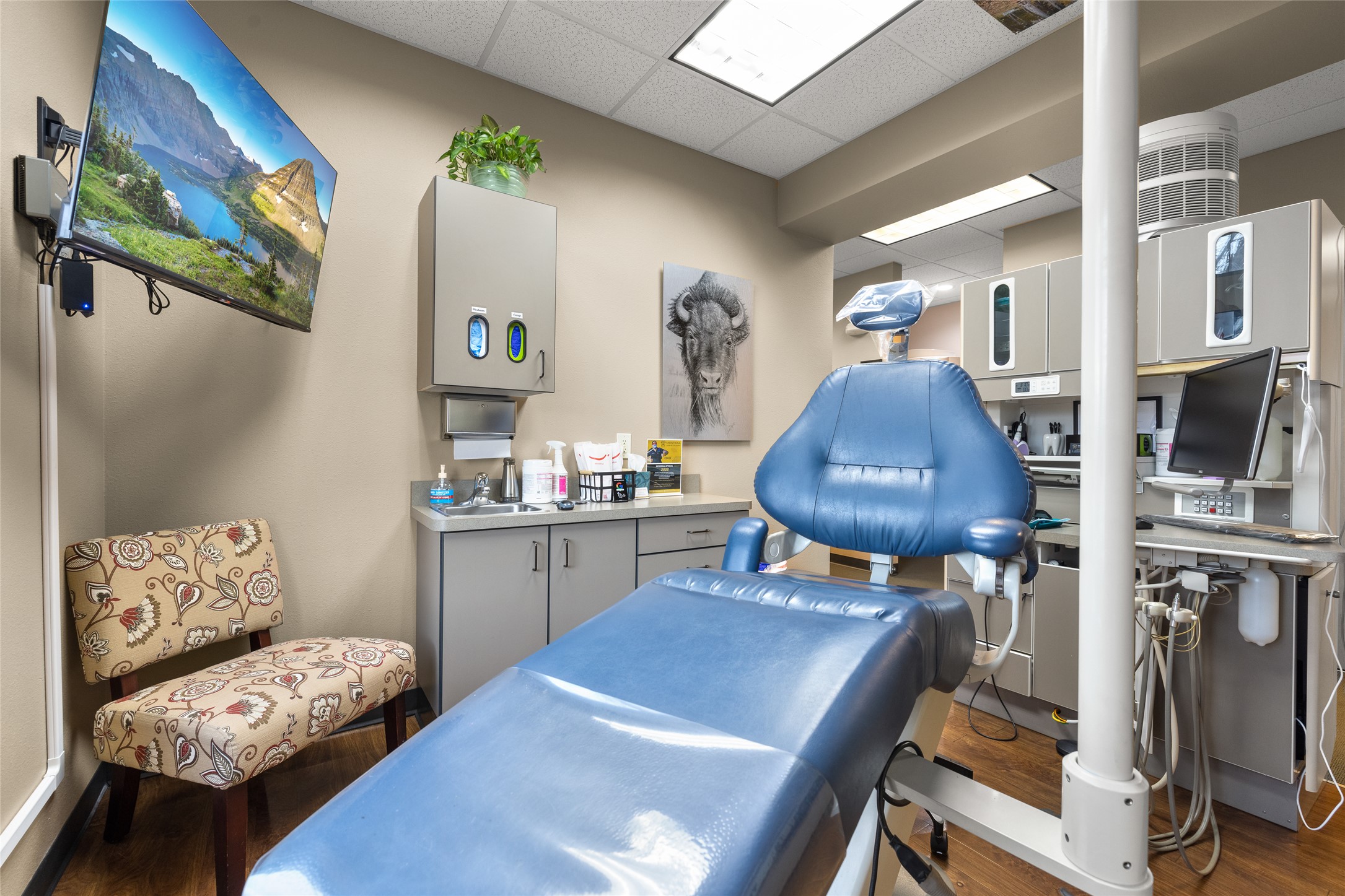 195 Commons Loop Property Photo 12