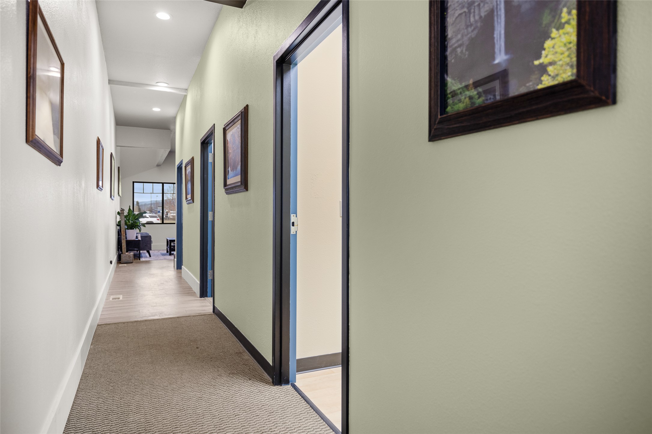 195 Commons Loop Property Photo 37